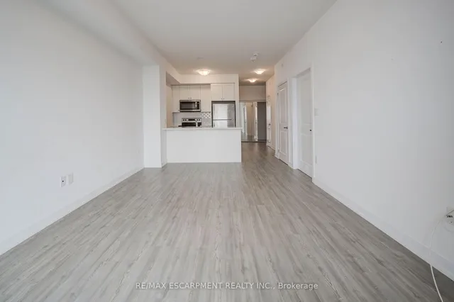 Additional property image - 450 Dundas St Unit 715