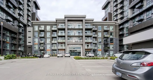 Additional property image - 450 Dundas St Unit 715