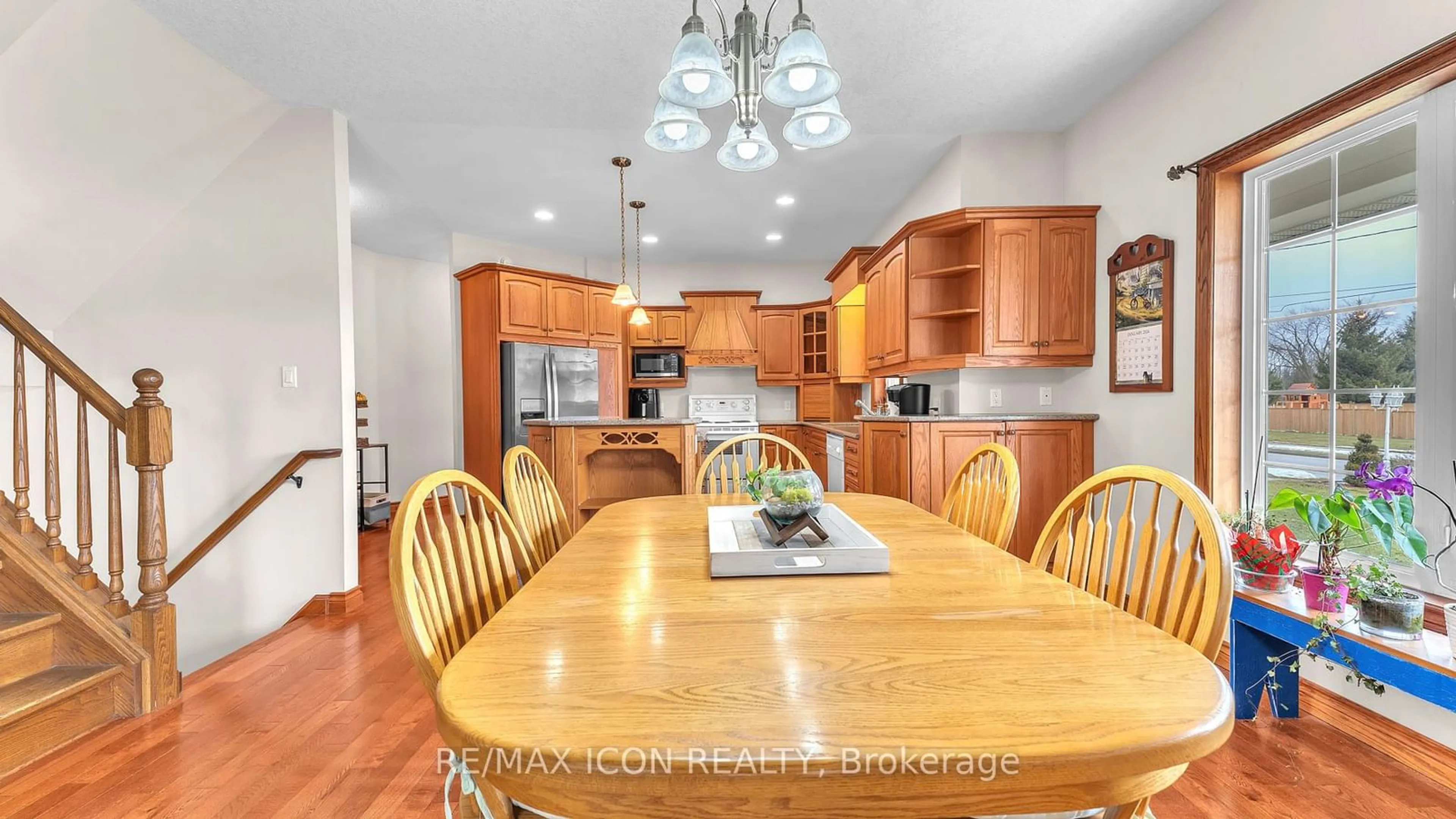 Open concept kitchen for 145 West Park Dr, North Middlesex Ontario N0M 2K0