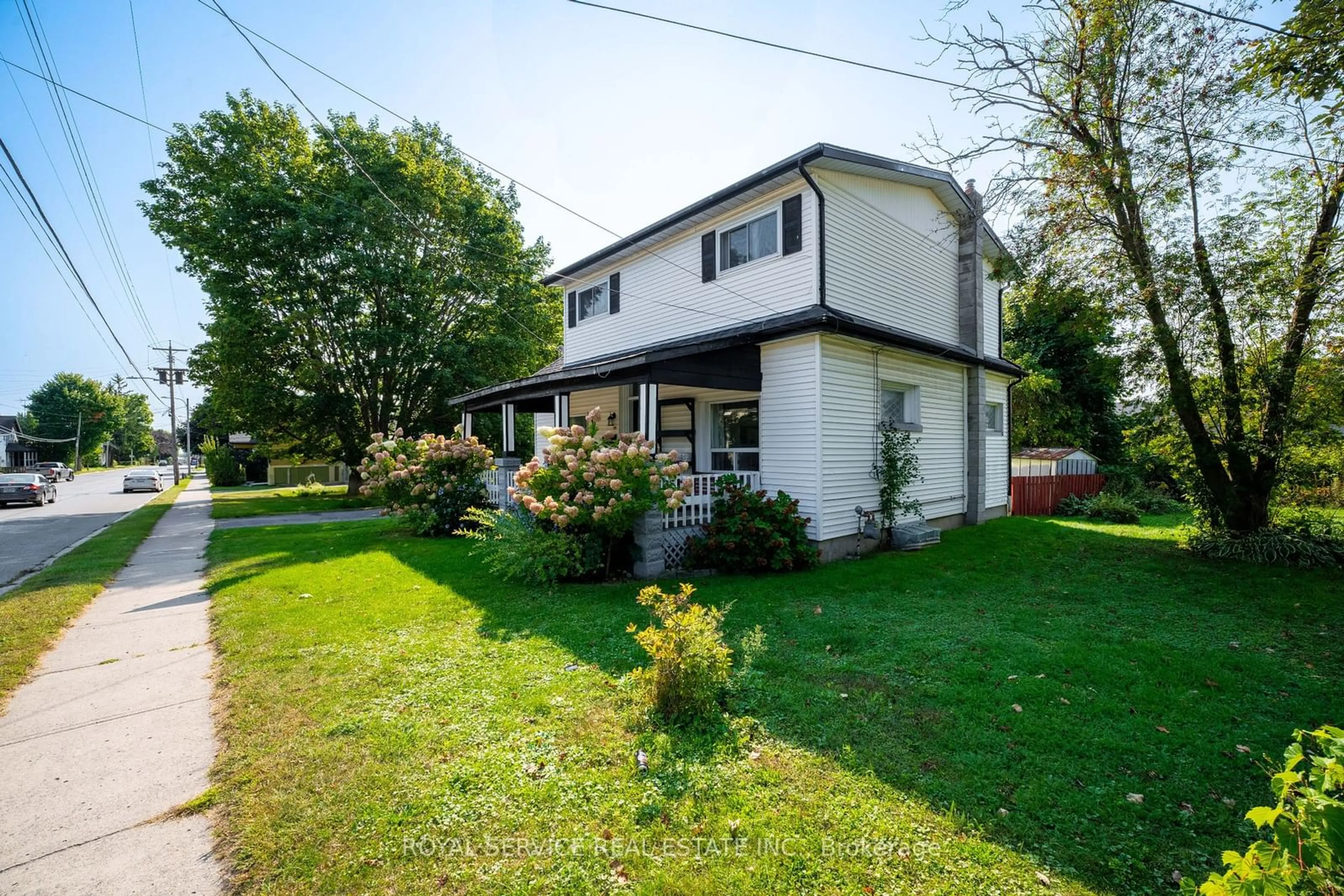 Frontside or backside of a home, cottage for 158 Ontario St, Port Hope Ontario L1A 2V6