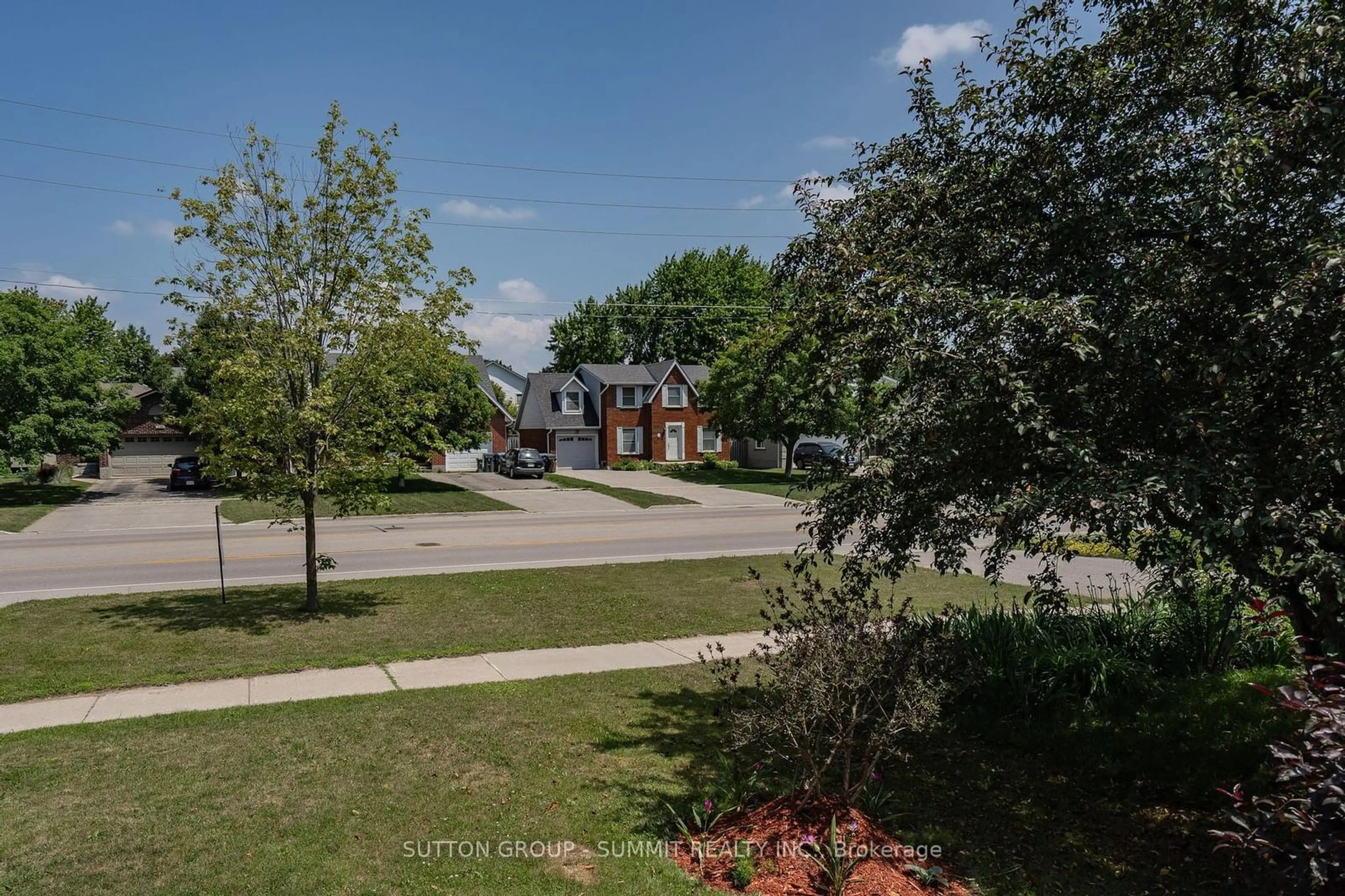 Street view for 235 ELMIRA Rd, Guelph Ontario N1K 1R1