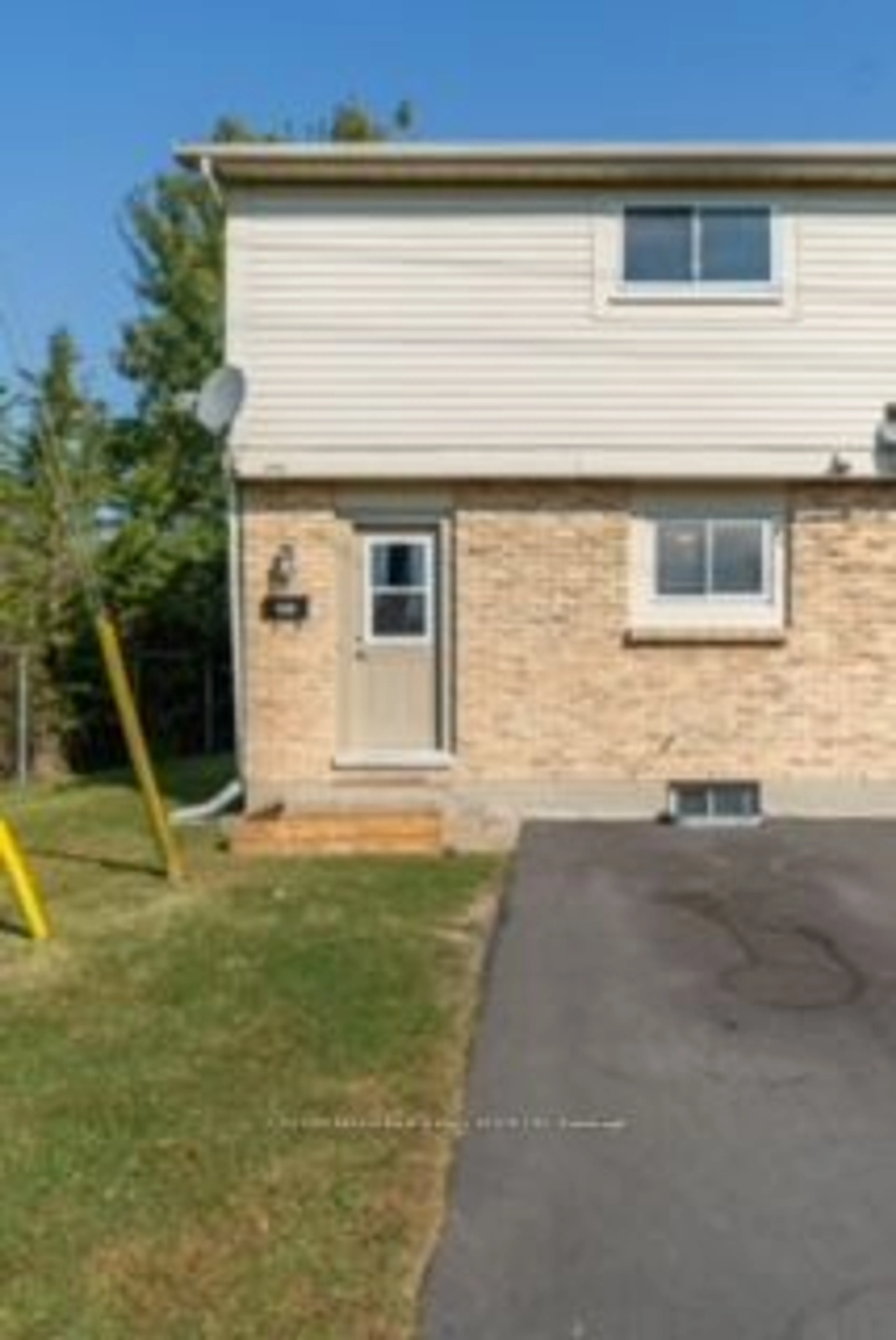 A pic from exterior of the house or condo, the fenced backyard for 54 - G Cascade Blvd, Belleville Ontario K8P 4W1