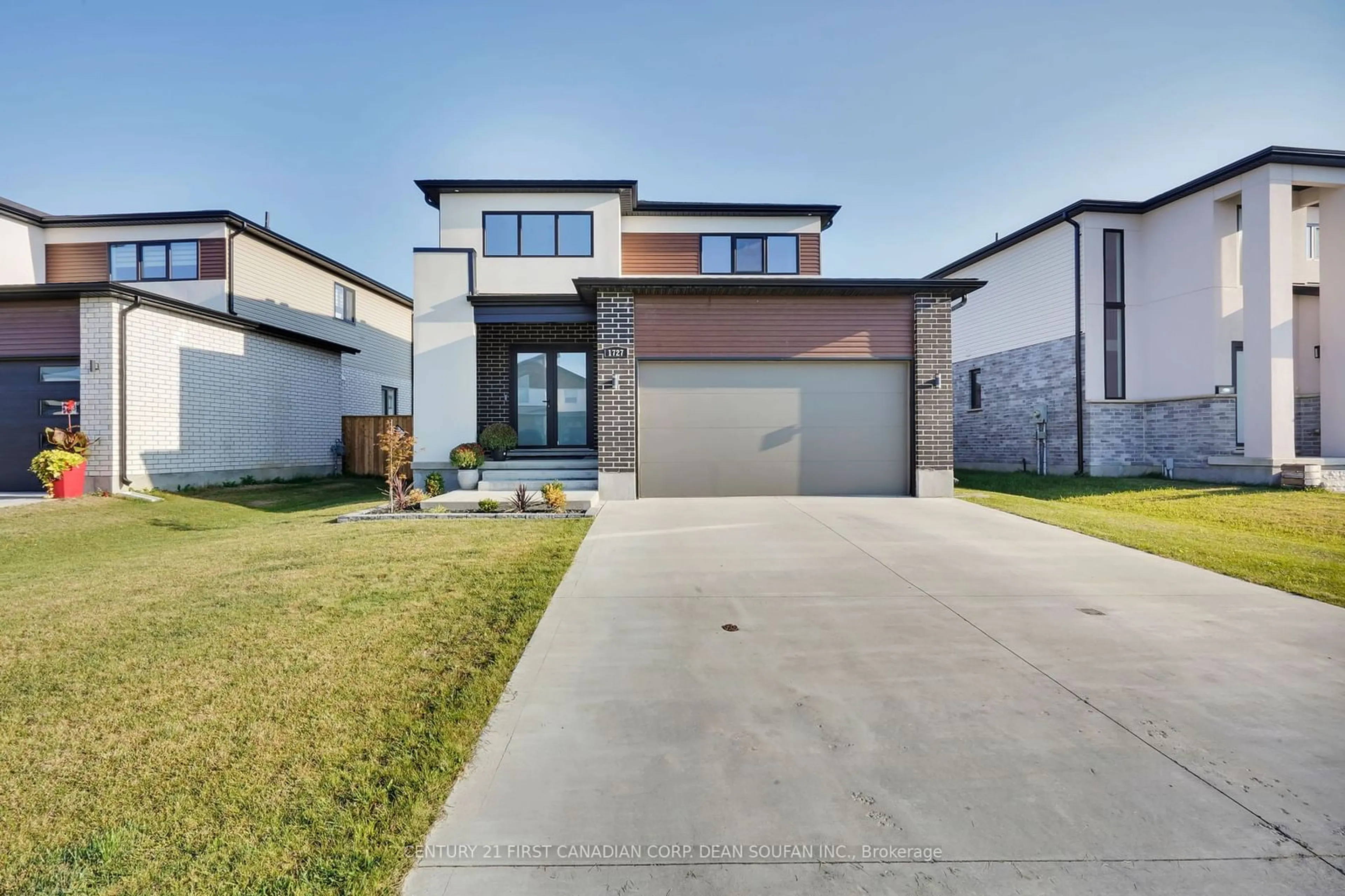 Frontside or backside of a home, the street view for 1727 Applerock Ave, London Ontario N6G 0X7