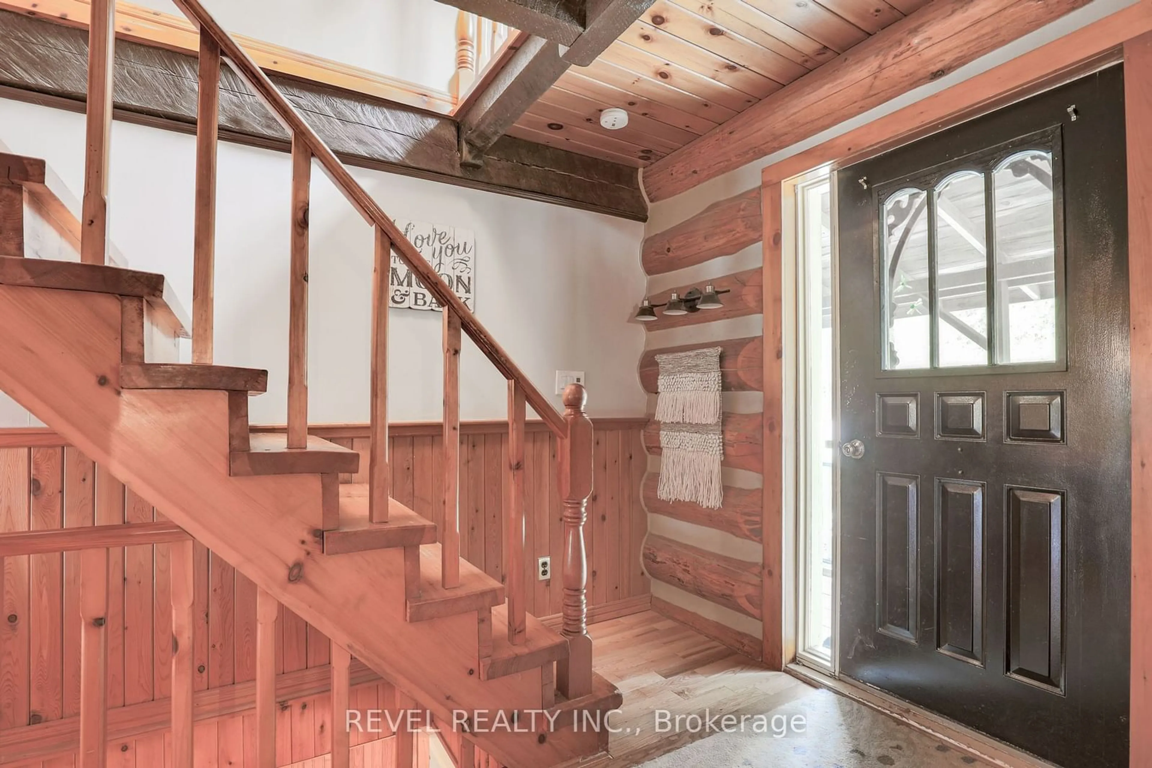 Indoor entryway, wood floors for 86 Four Points Rd, Kawartha Lakes Ontario K0M 1L0