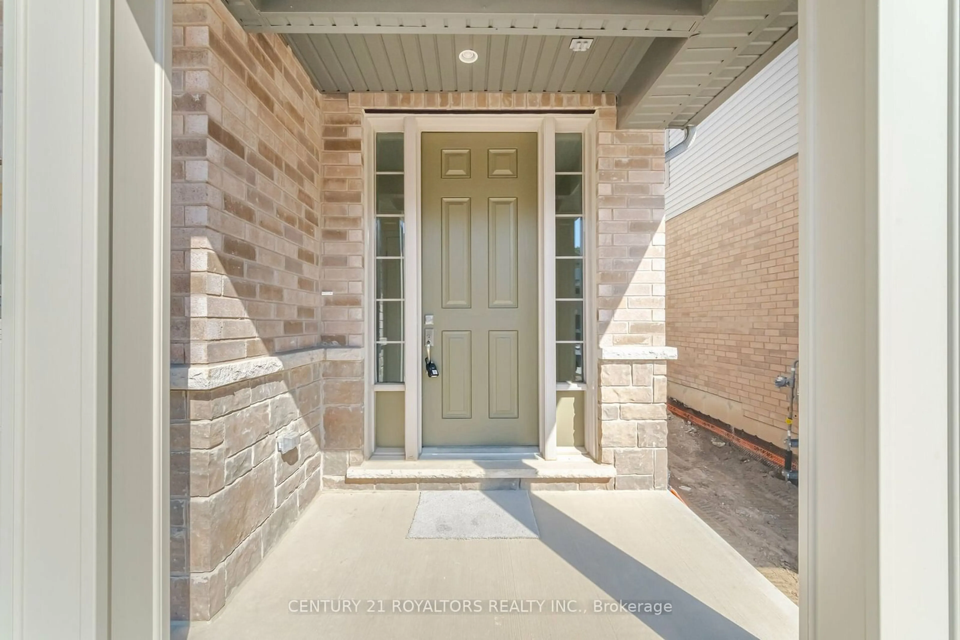 Indoor entryway for 277 Broadacre Dr, Kitchener Ontario N2R 0S6