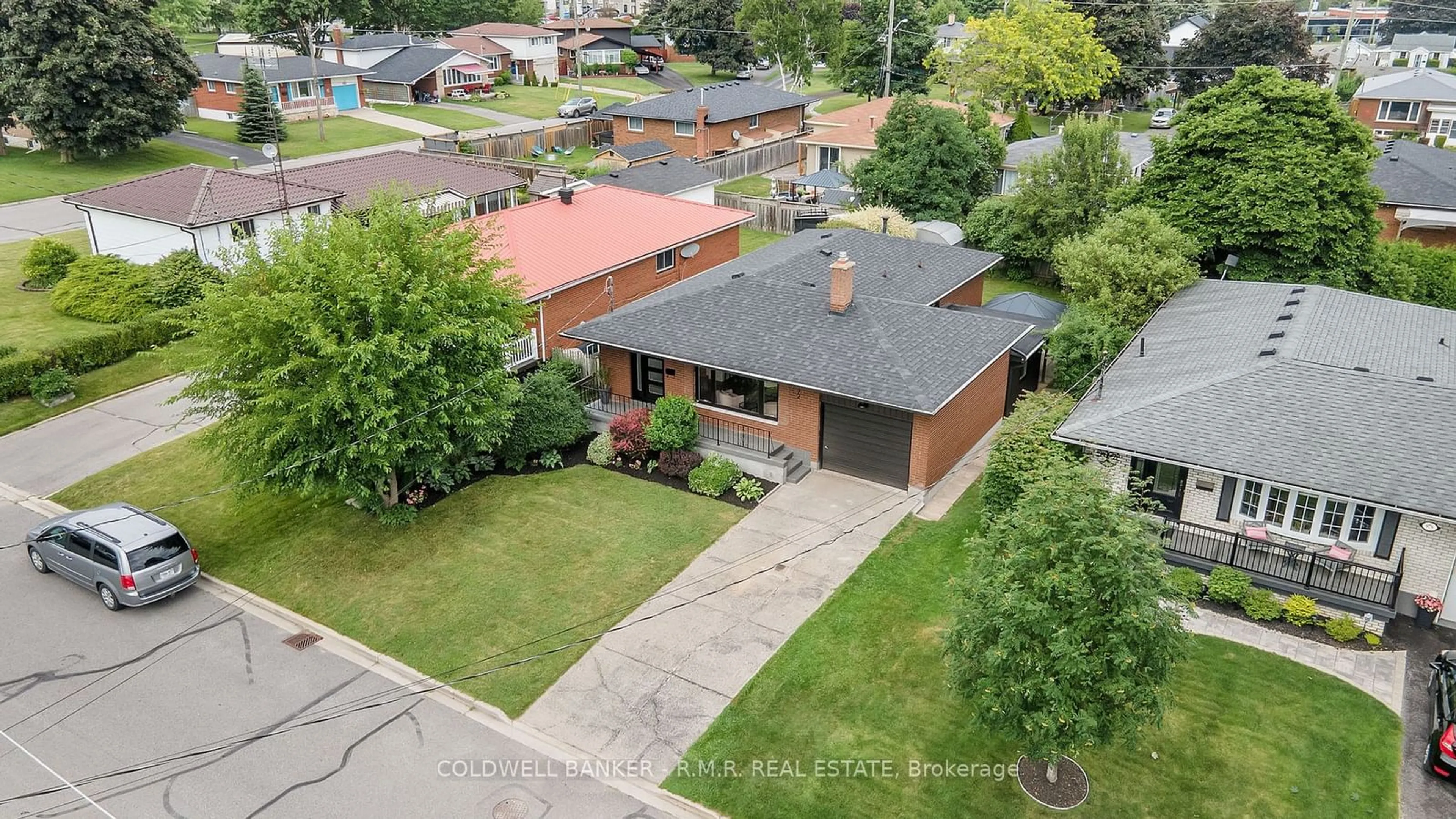 Frontside or backside of a home, the street view for 972 Curtis Cres, Cobourg Ontario K9A 2W3