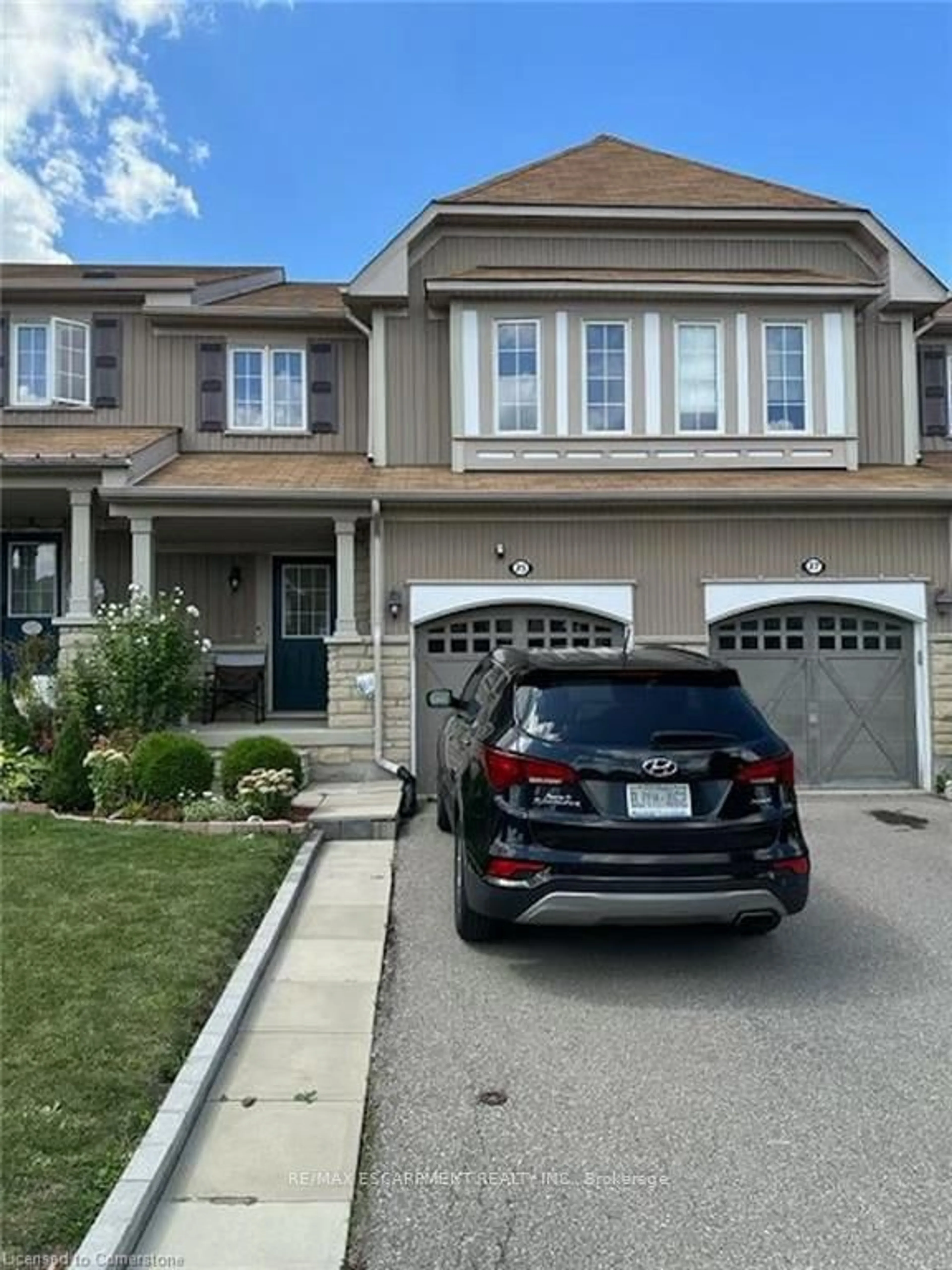 Frontside or backside of a home, the street view for 25 Newport Cres, Hamilton Ontario L9A 0B2