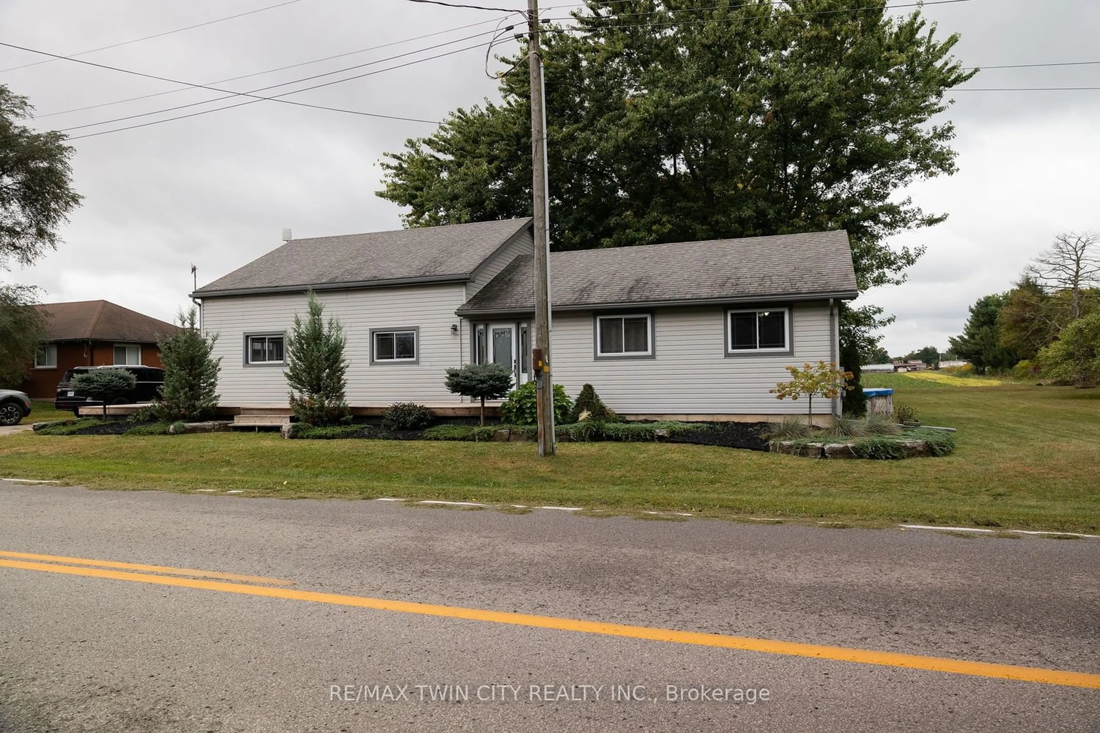 Frontside or backside of a home for 4597 KELVIN Rd, Norfolk Ontario N0E 1R0