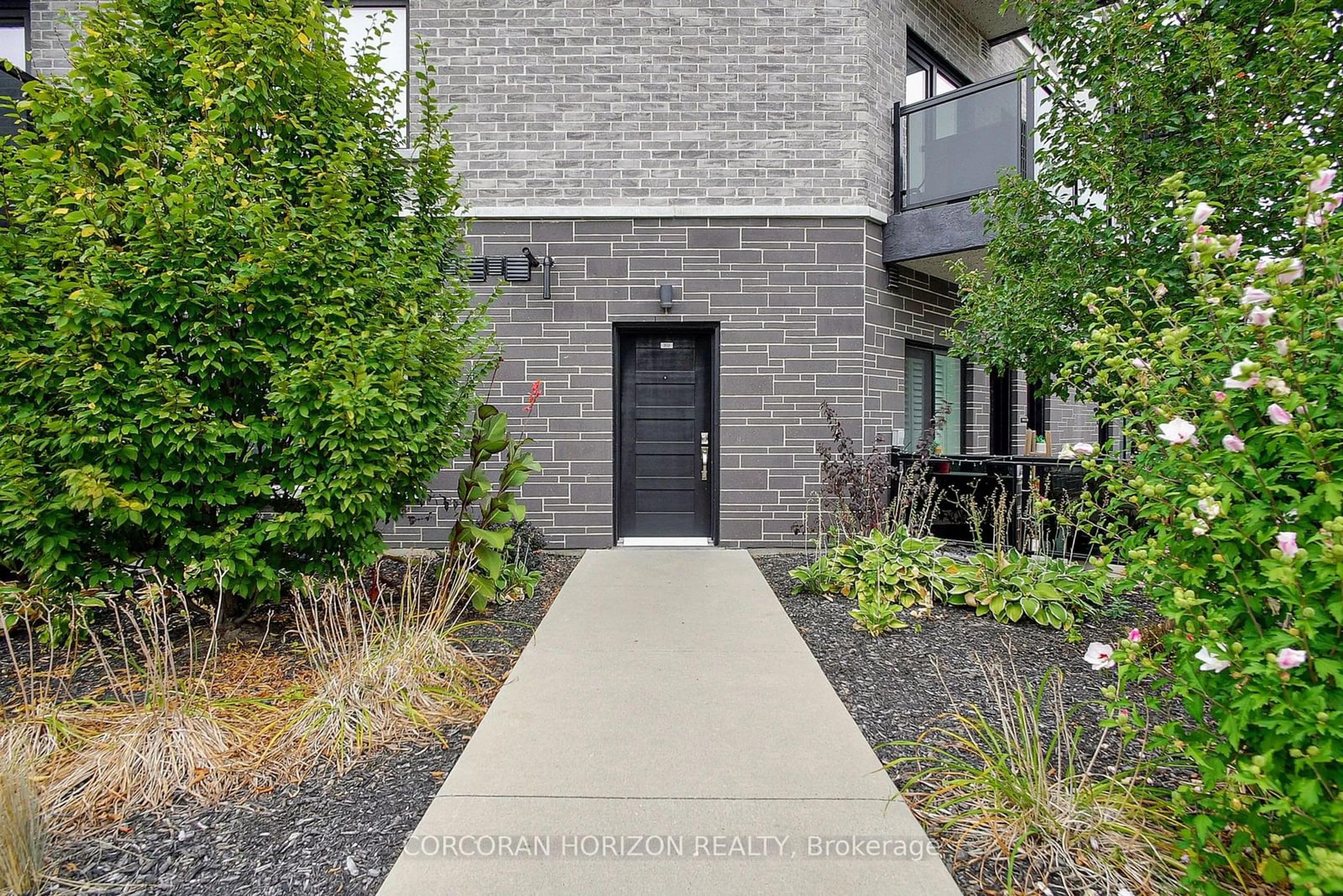 A pic from exterior of the house or condo, cottage for 234 Heiman St #302, Kitchener Ontario N2M 0B6