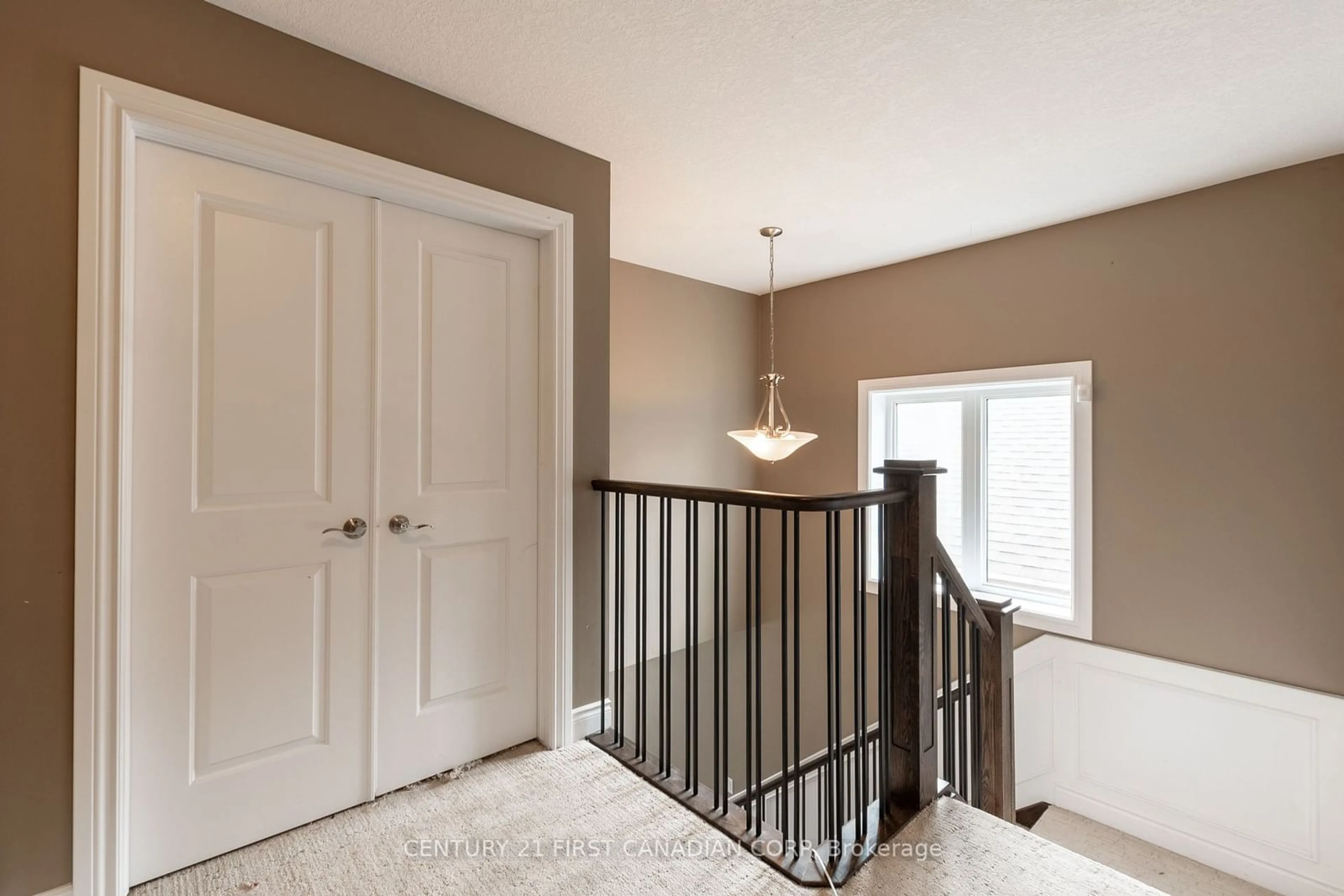 Indoor entryway, wood floors for 2087 Cherrywood Tr, London Ontario N6H 0C8