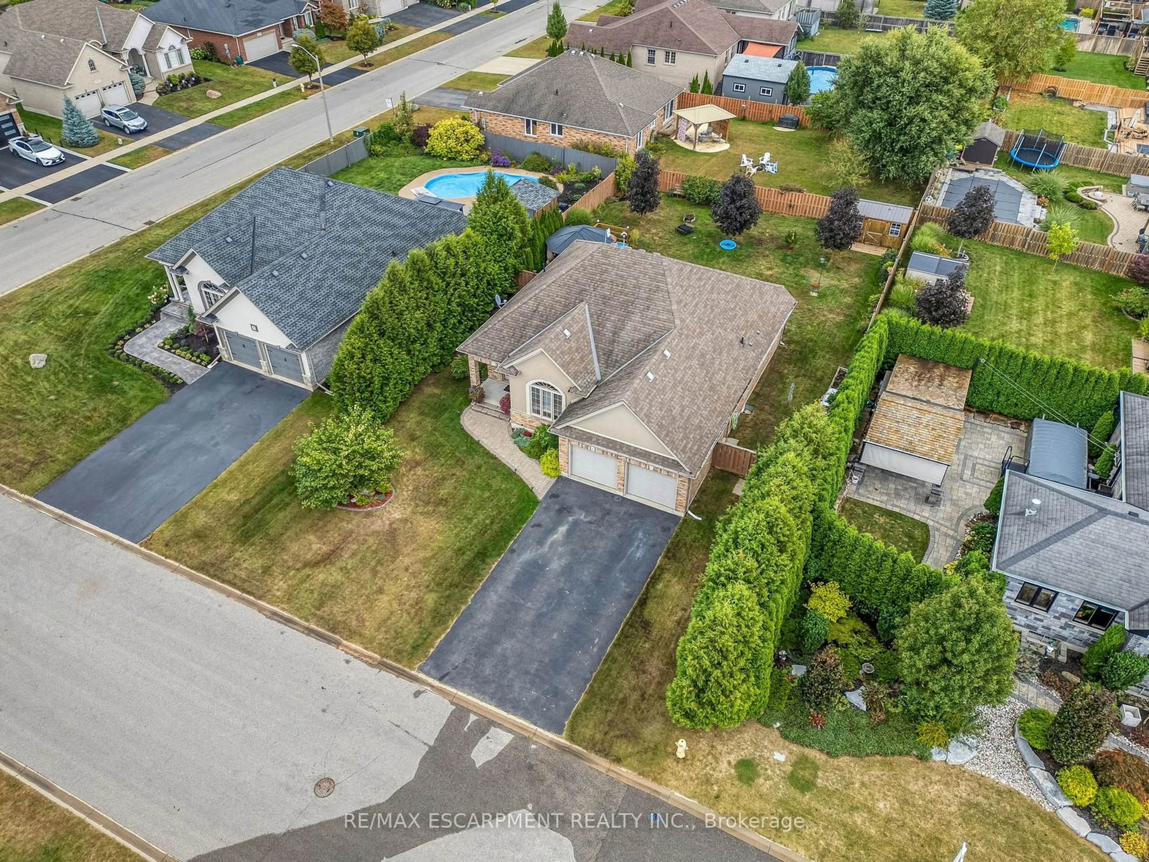 Frontside or backside of a home for 6 Kim Lane, Norfolk Ontario N0E 1Y0