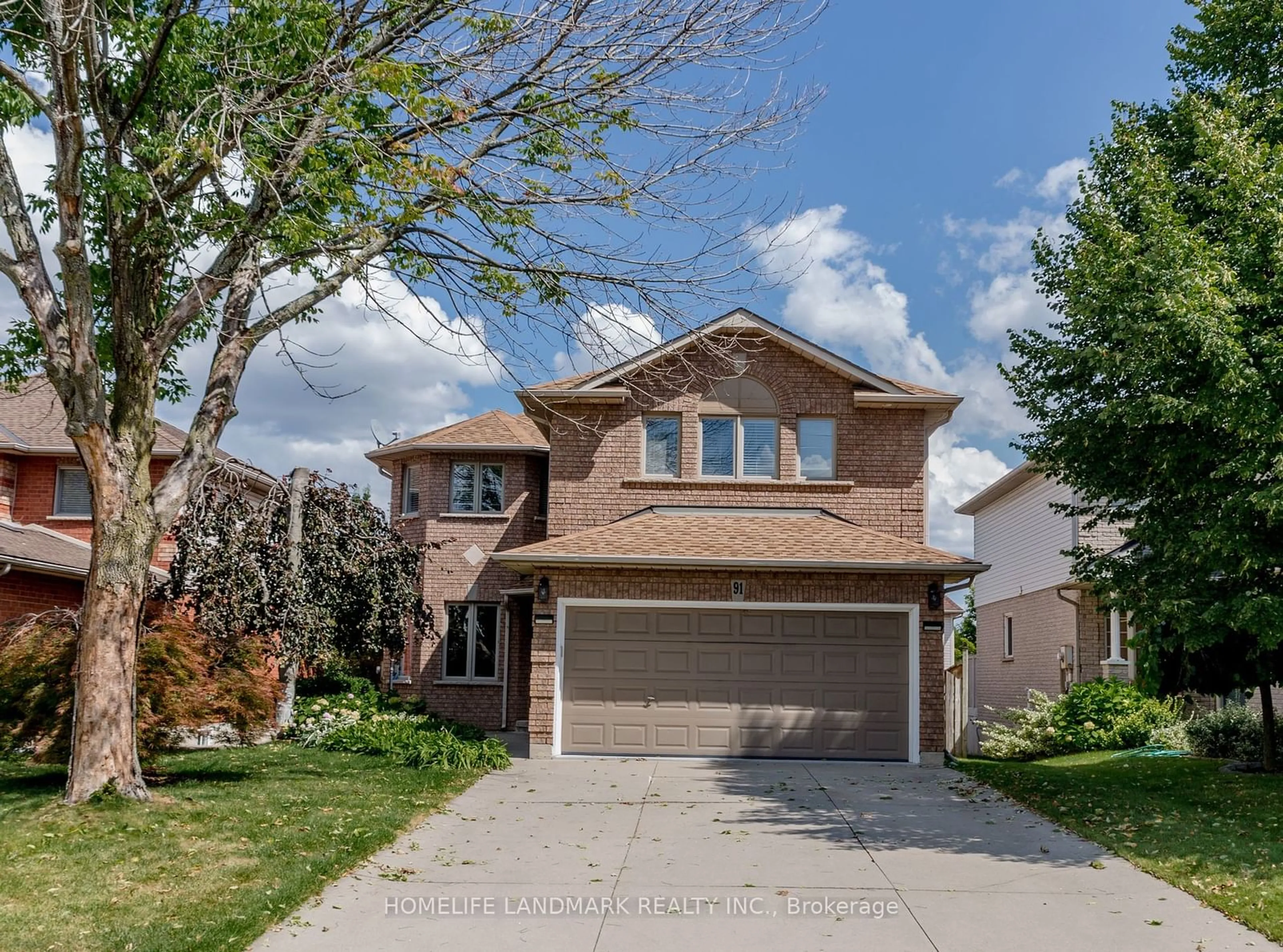 Frontside or backside of a home, the street view for 91 Bridgeport Cres, Hamilton Ontario L9K 1K3