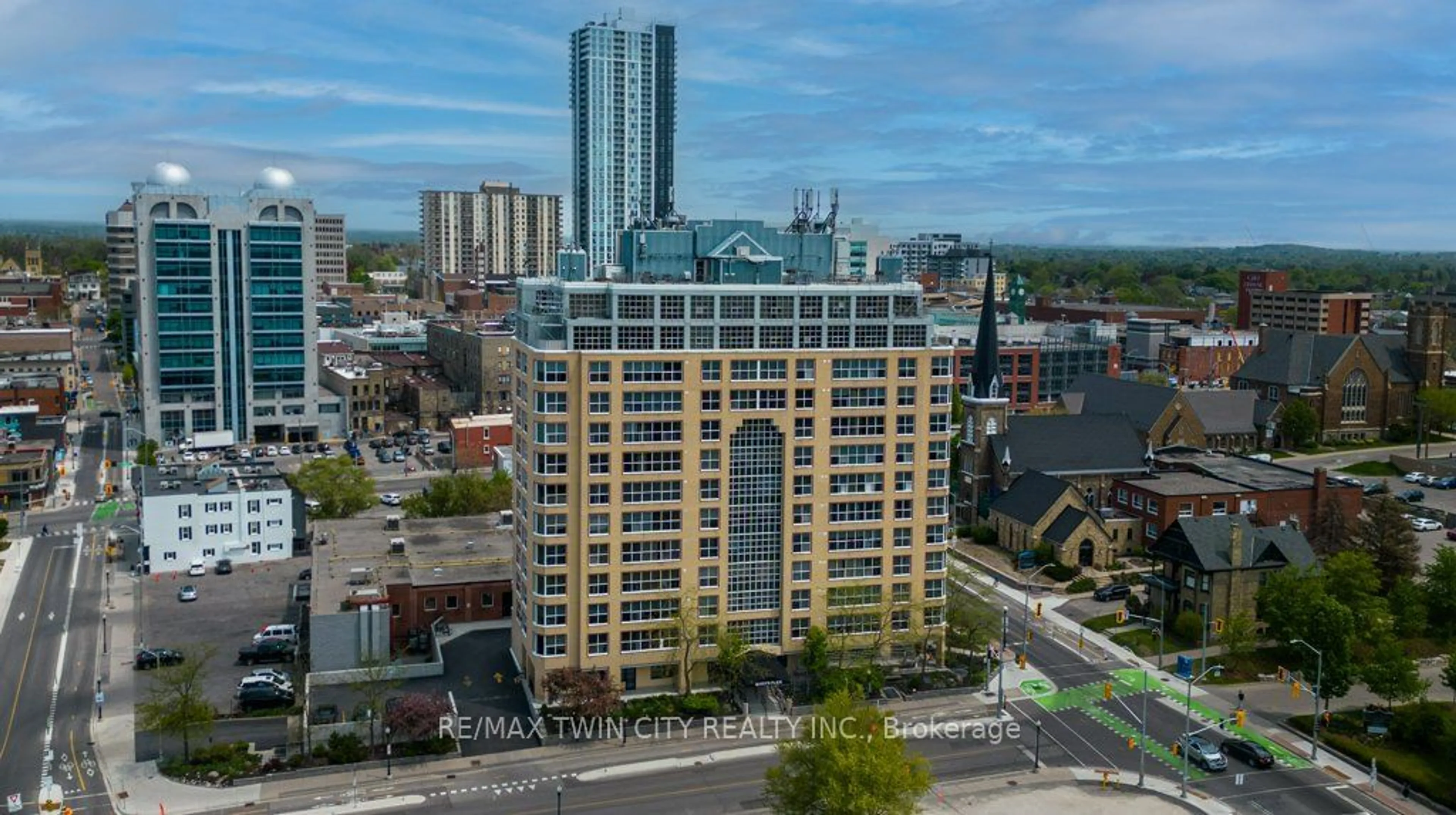 A pic from exterior of the house or condo, the front or back of building for 150 Queen St #305, Kitchener Ontario N2G 4T7