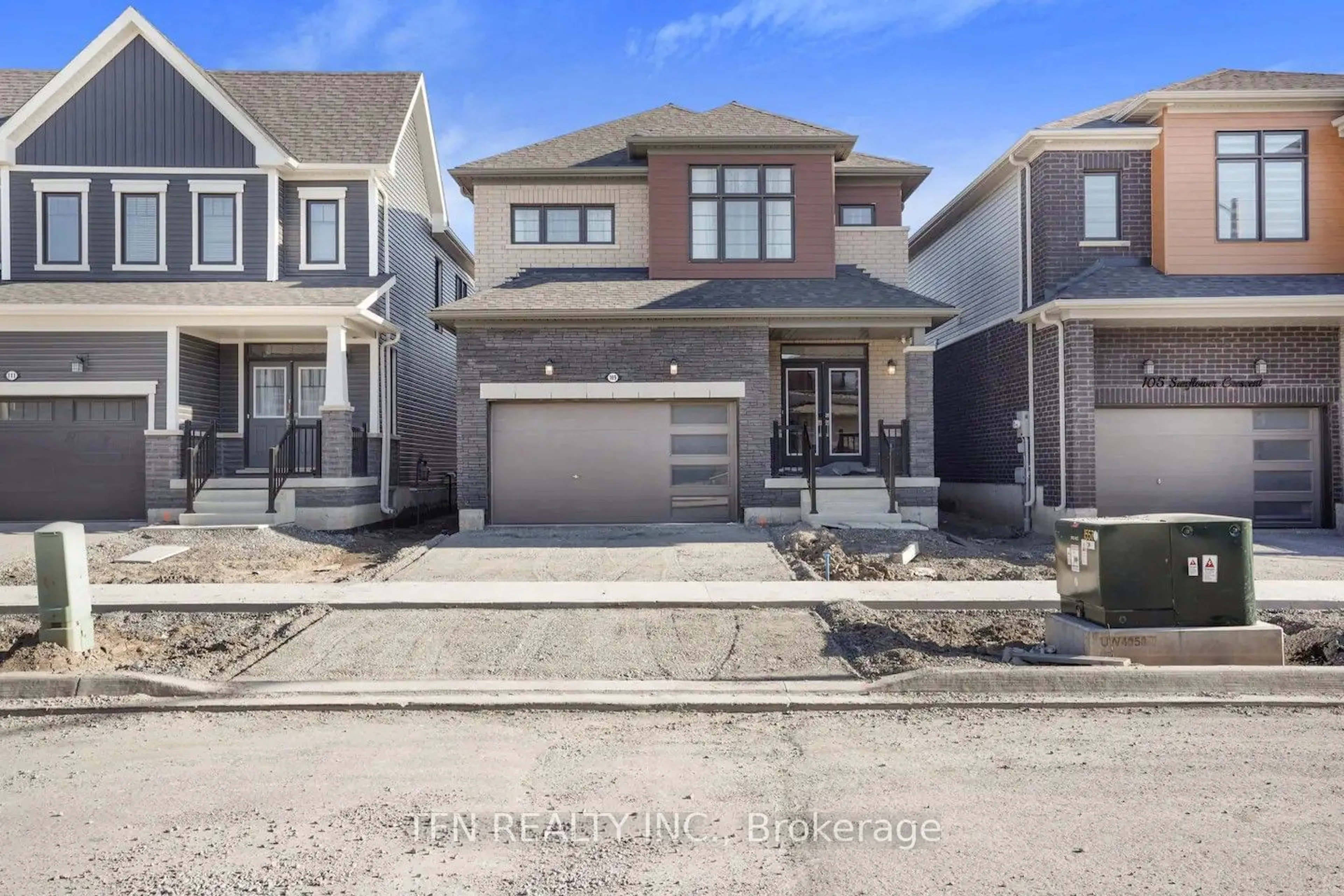 Frontside or backside of a home, the street view for 109 Sunflower Cres, Thorold Ontario L3B 0L1