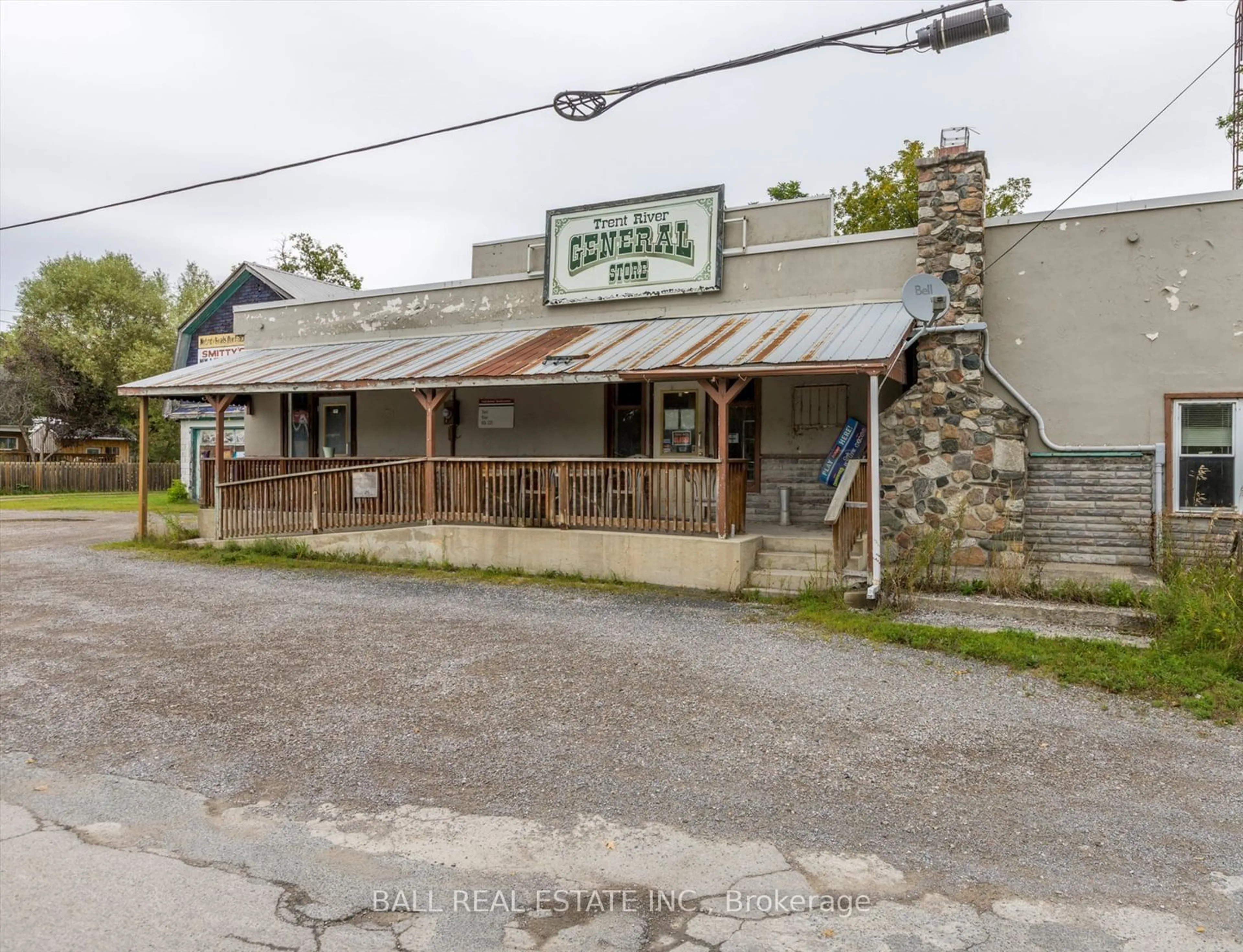 Patio, the front or back of building for 674 Church St, Trent Hills Ontario K0L 2Z0