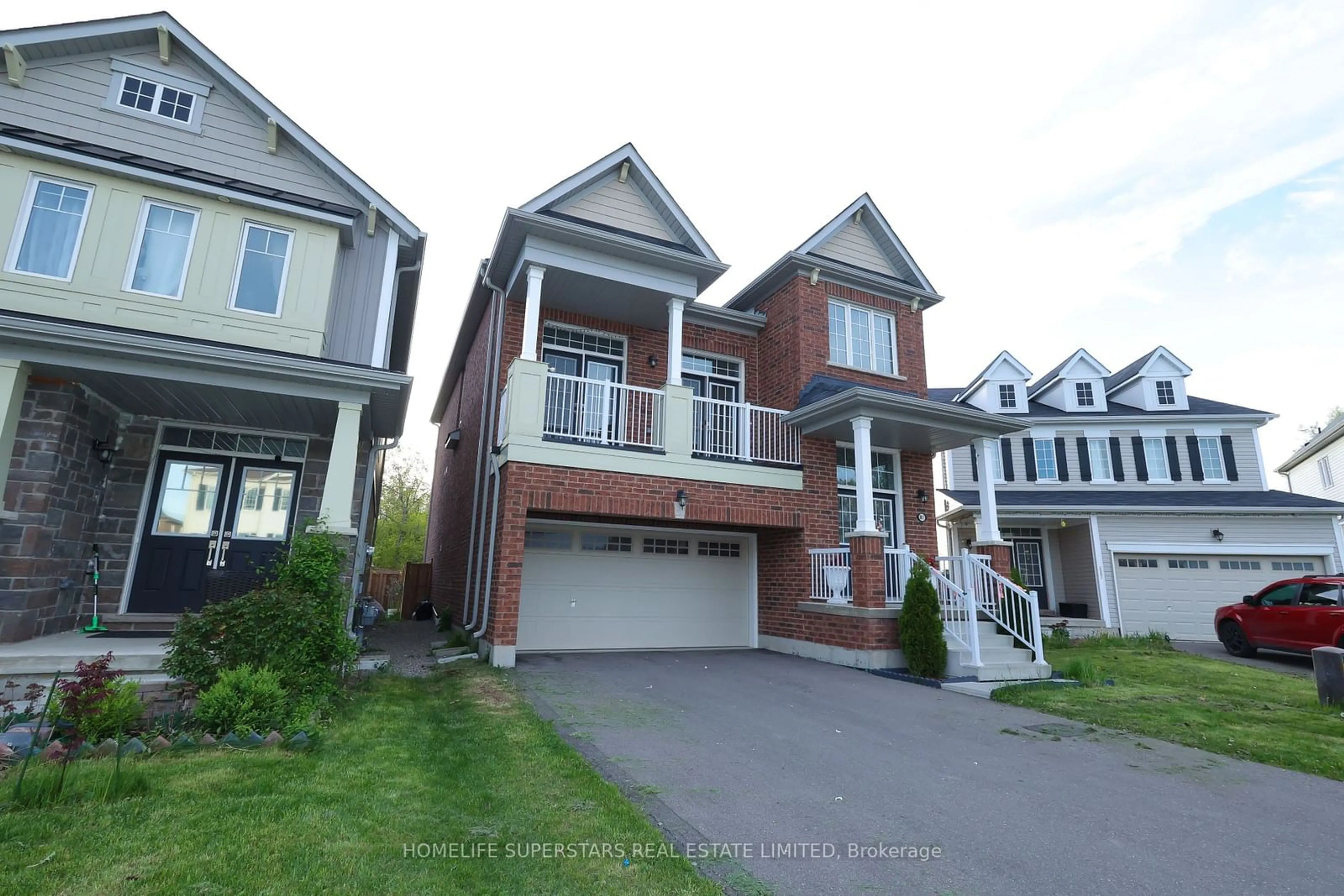 A pic from exterior of the house or condo, the street view for 8811 Chickory Tr, Niagara Falls Ontario L2H 2Y6