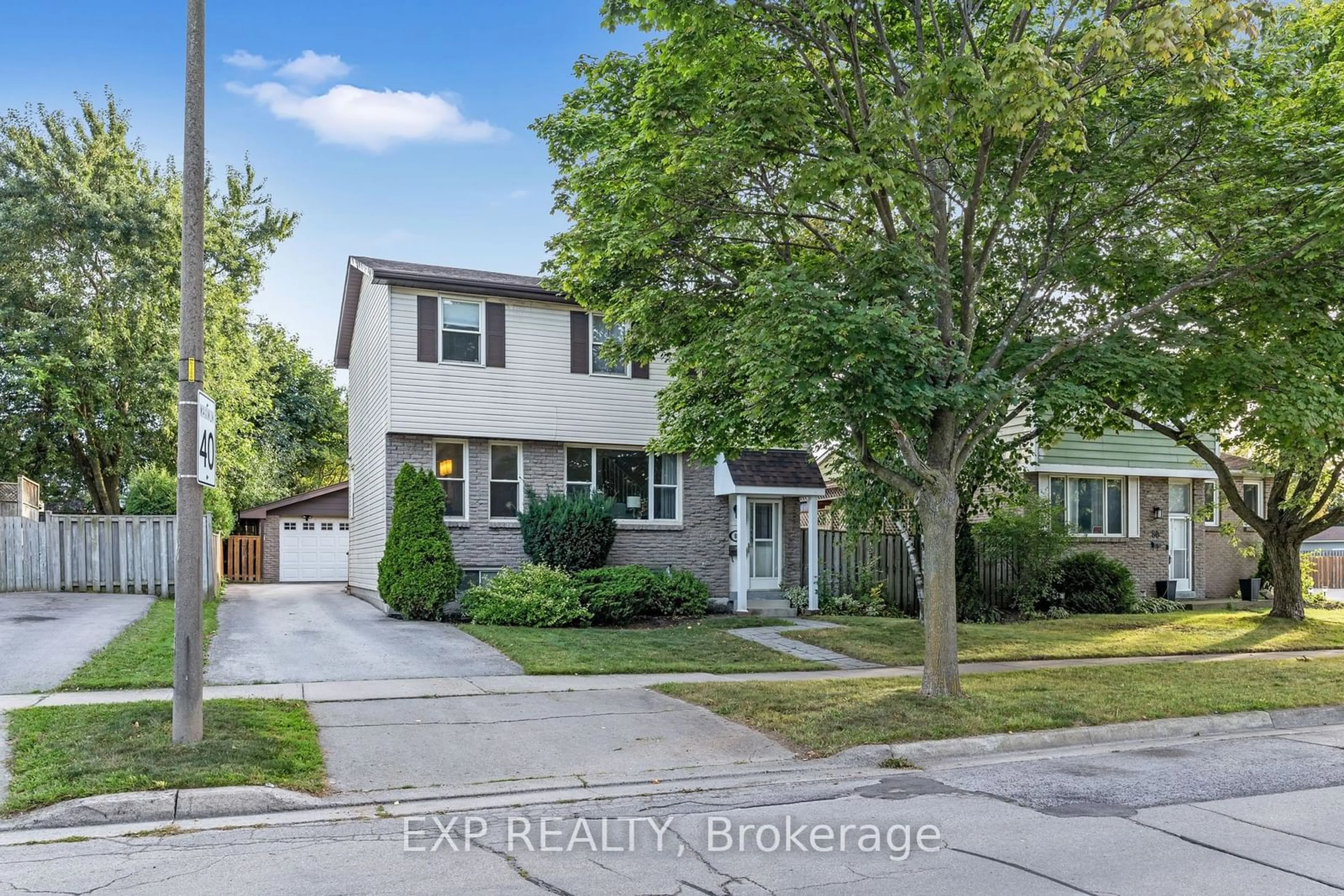 Frontside or backside of a home, the street view for 88 Rand St, Hamilton Ontario L8J 1A8