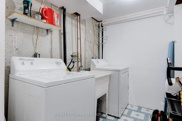 Additional property image - 386 Highland Rd Unit 31