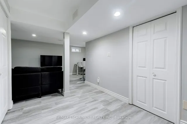 Additional property image - 386 Highland Rd Unit 31