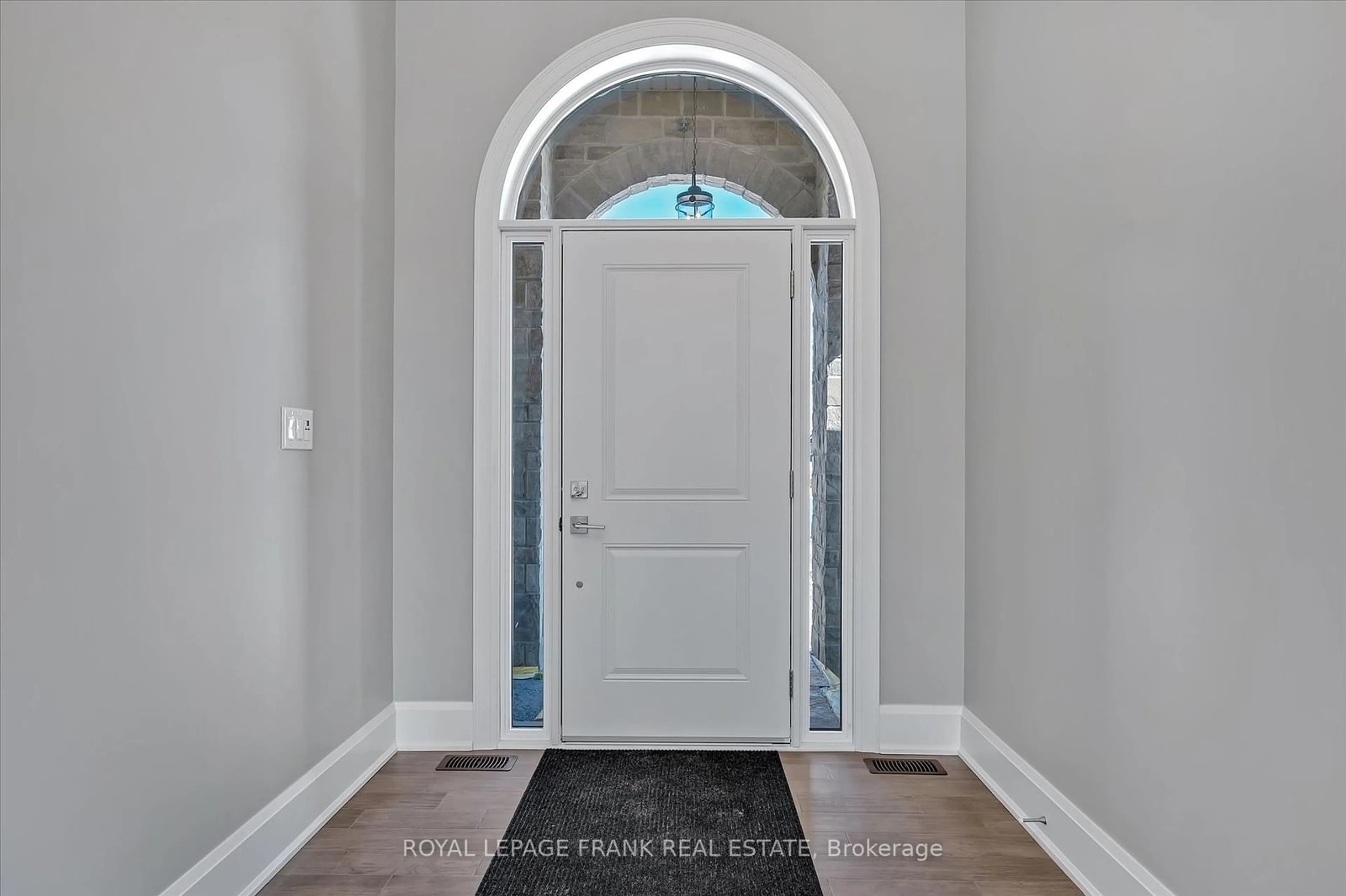 Indoor entryway, wood floors for 580 Patterson Rd, Kawartha Lakes Ontario K0M 1N0