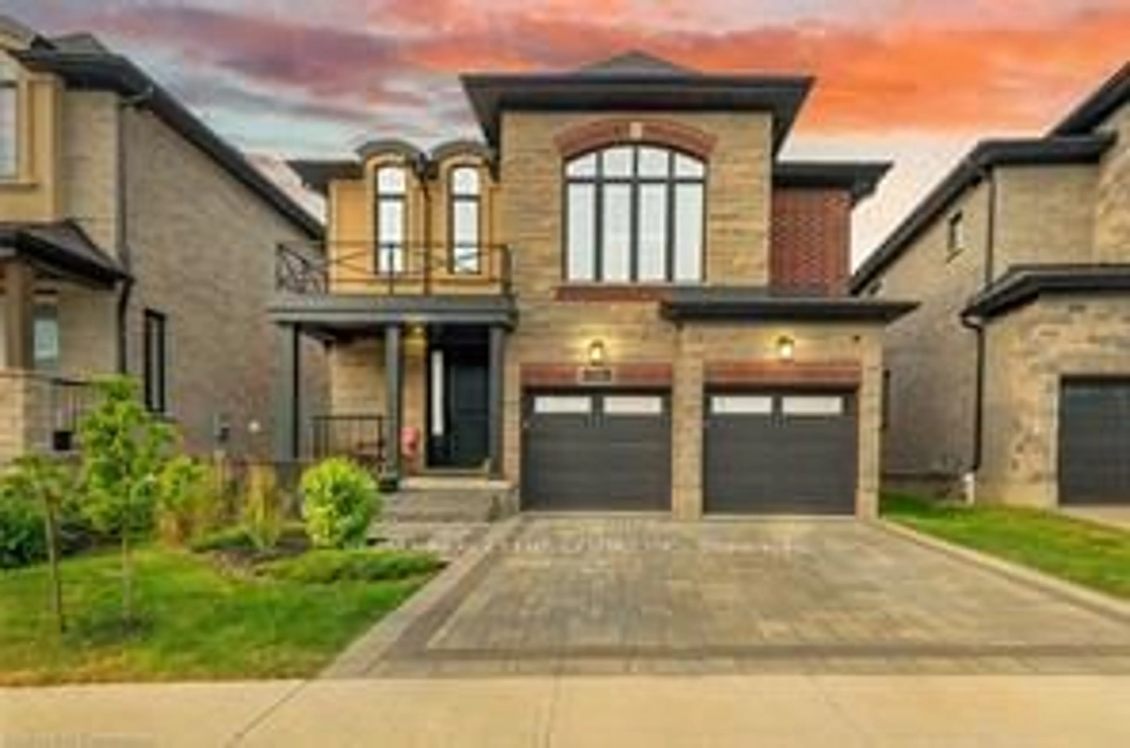 Home with brick exterior material for 134 Pondcliffe Dr, Kitchener Ontario N2P 2R3