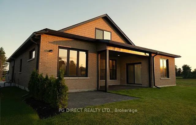 52 Beacon Dr, Brighton 2