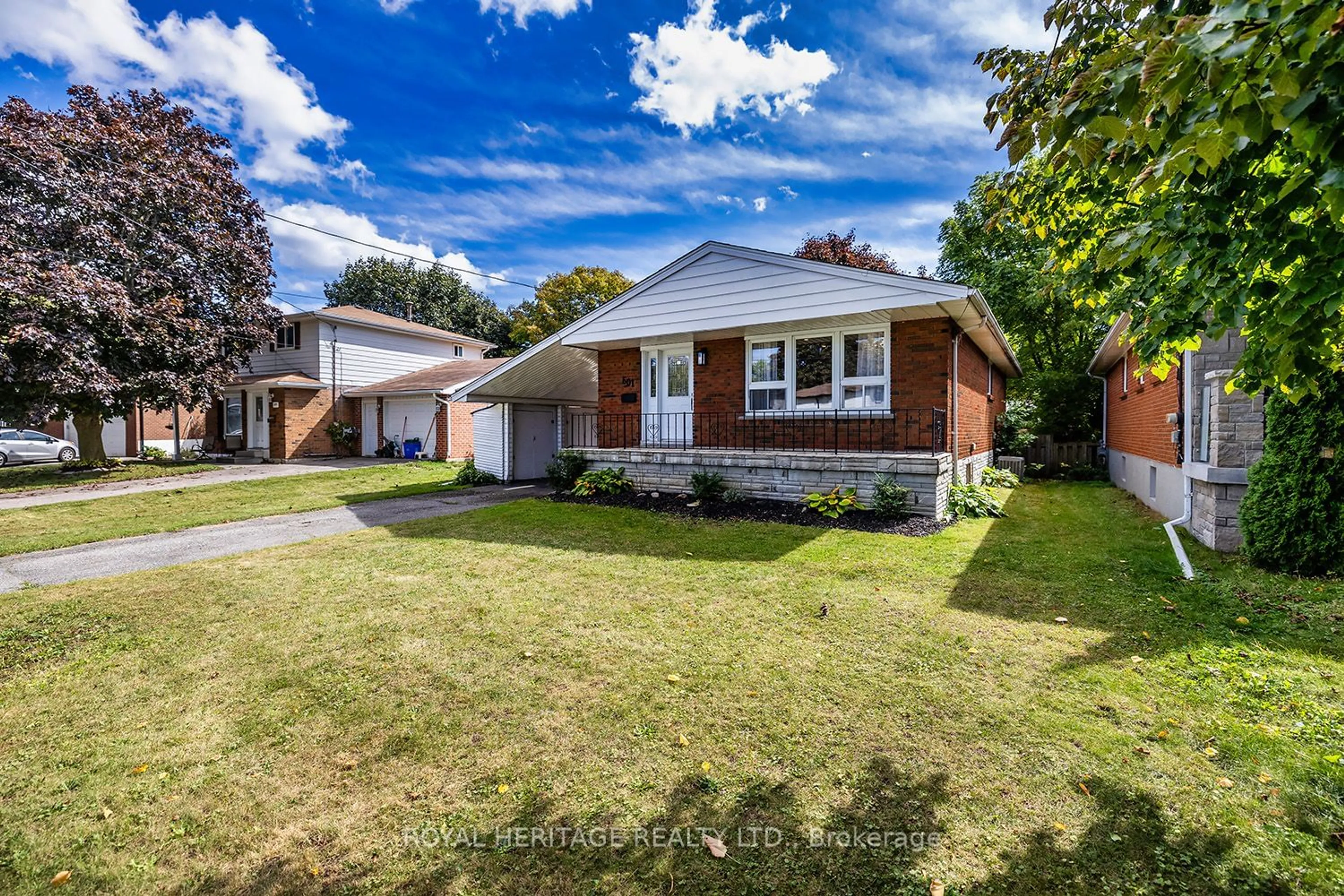 Frontside or backside of a home, the street view for 601 Willow Cres, Cobourg Ontario K9A 2B4