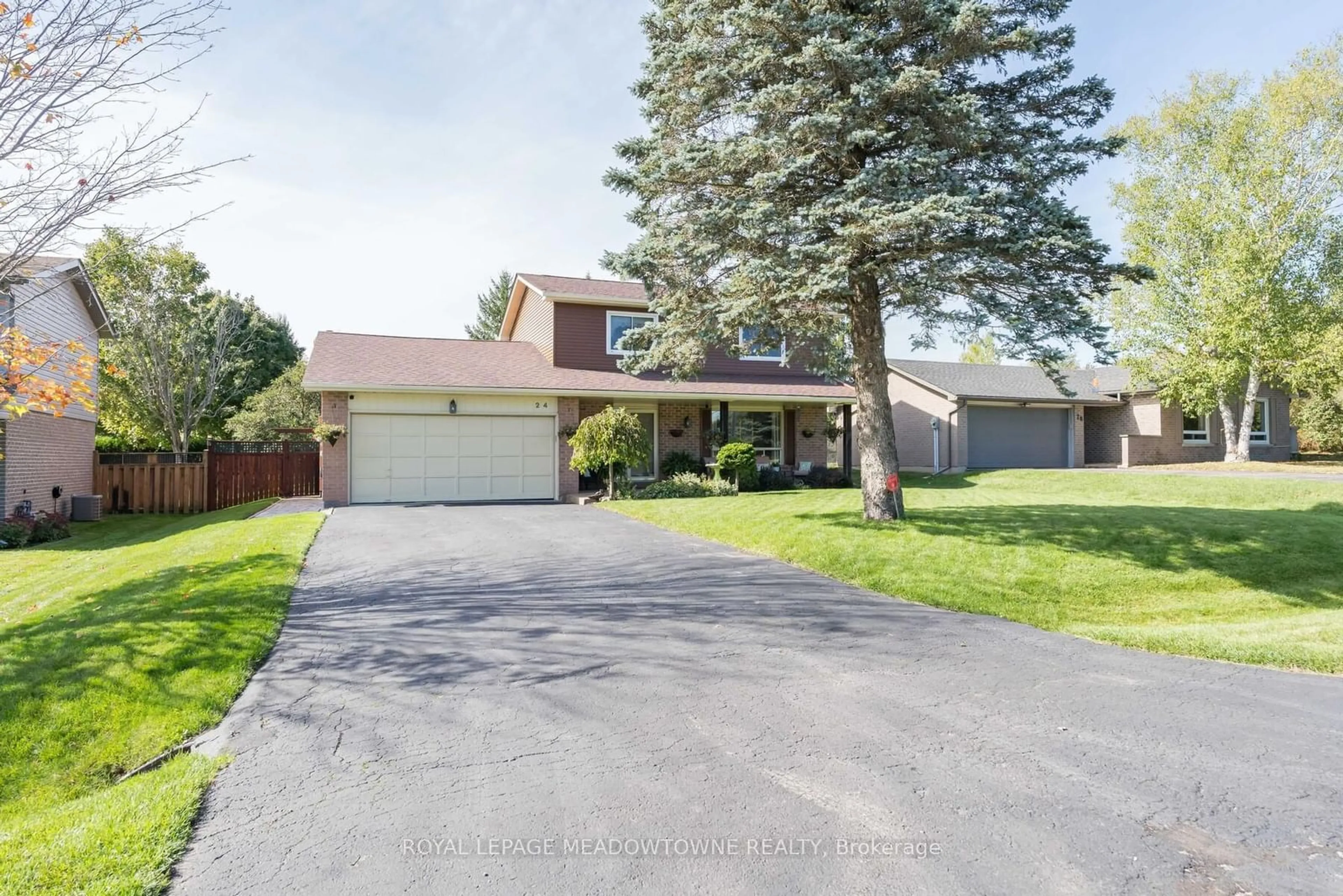 Frontside or backside of a home, the street view for 24 May St, Erin Ontario N0B 1T0