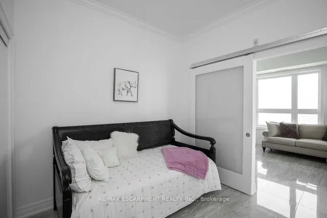 Additional property image - 101 Shoreview Pl Unit 608