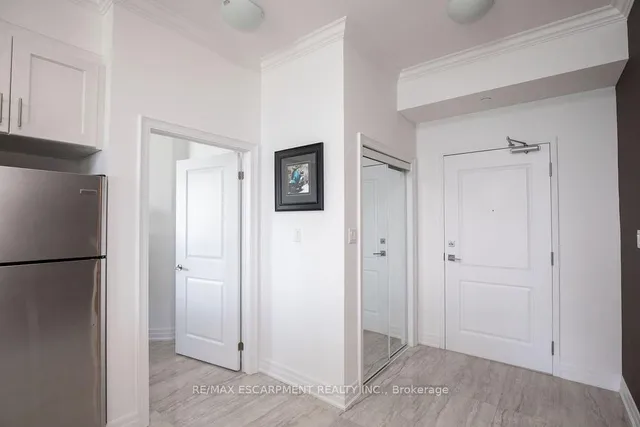 Additional property image - 101 Shoreview Pl Unit 608
