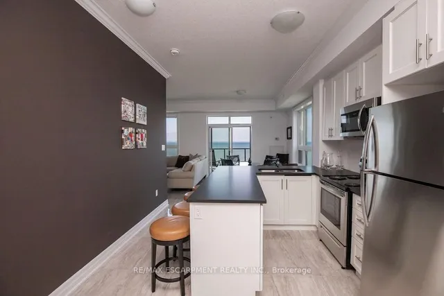 Additional property image - 101 Shoreview Pl Unit 608