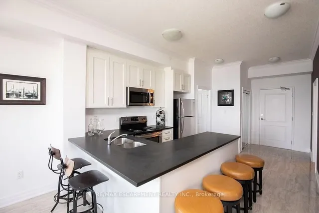 Additional property image - 101 Shoreview Pl Unit 608