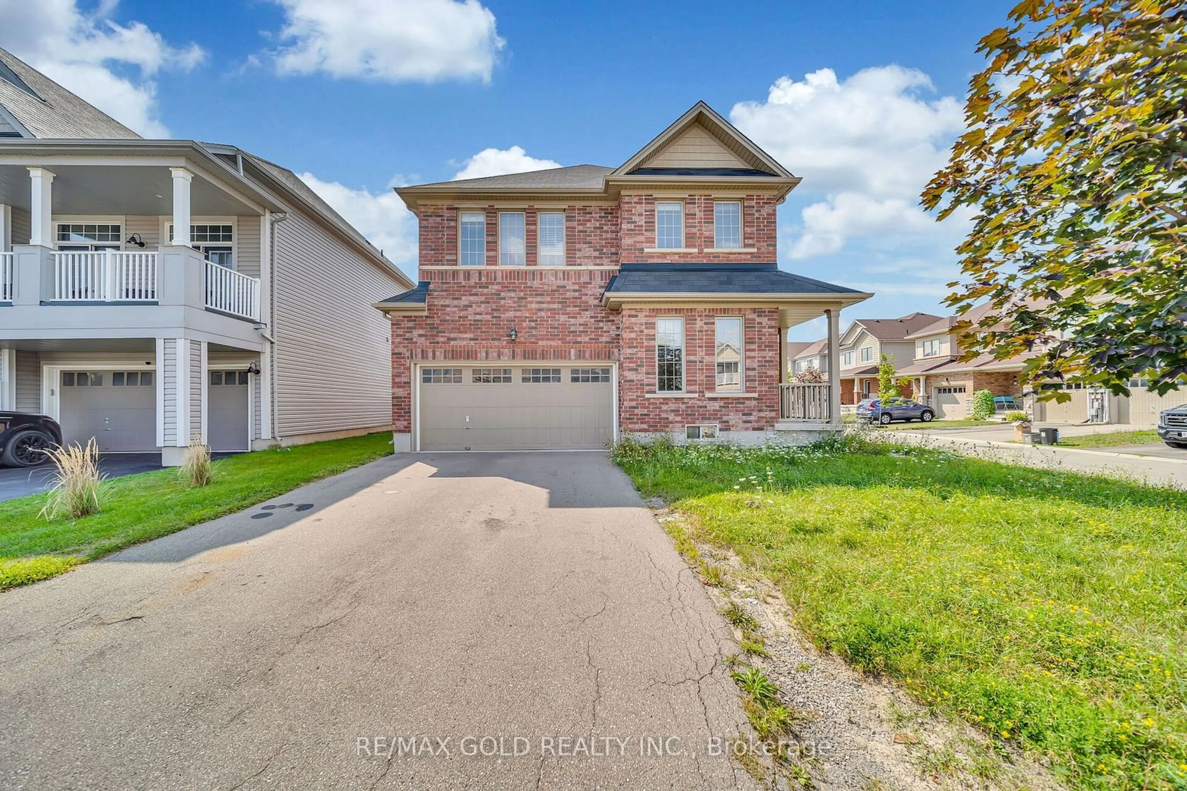 Frontside or backside of a home, the street view for 7683 Butternut Blvd, Niagara Falls Ontario L2H 0K8