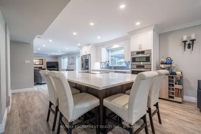 Additional property image - 16 Noble Kirk Dr