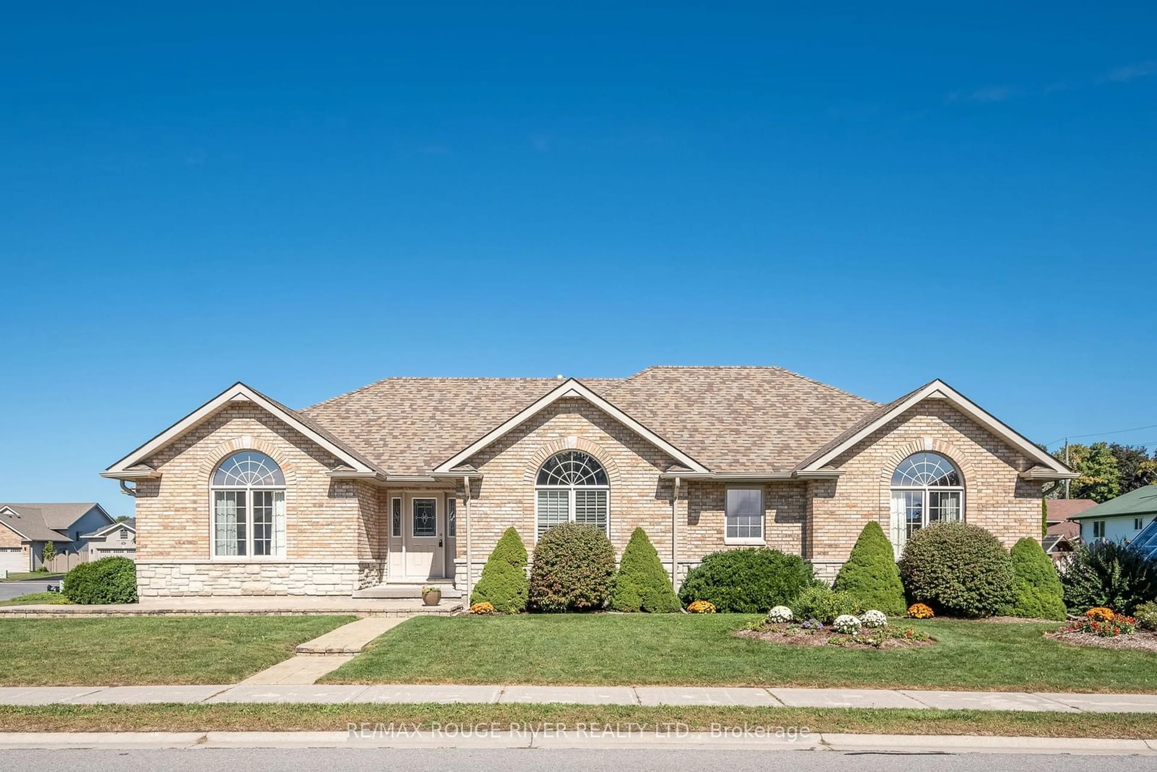 Frontside or backside of a home, the street view for 2 Beacon Dr, Brighton Ontario K0K 1H0