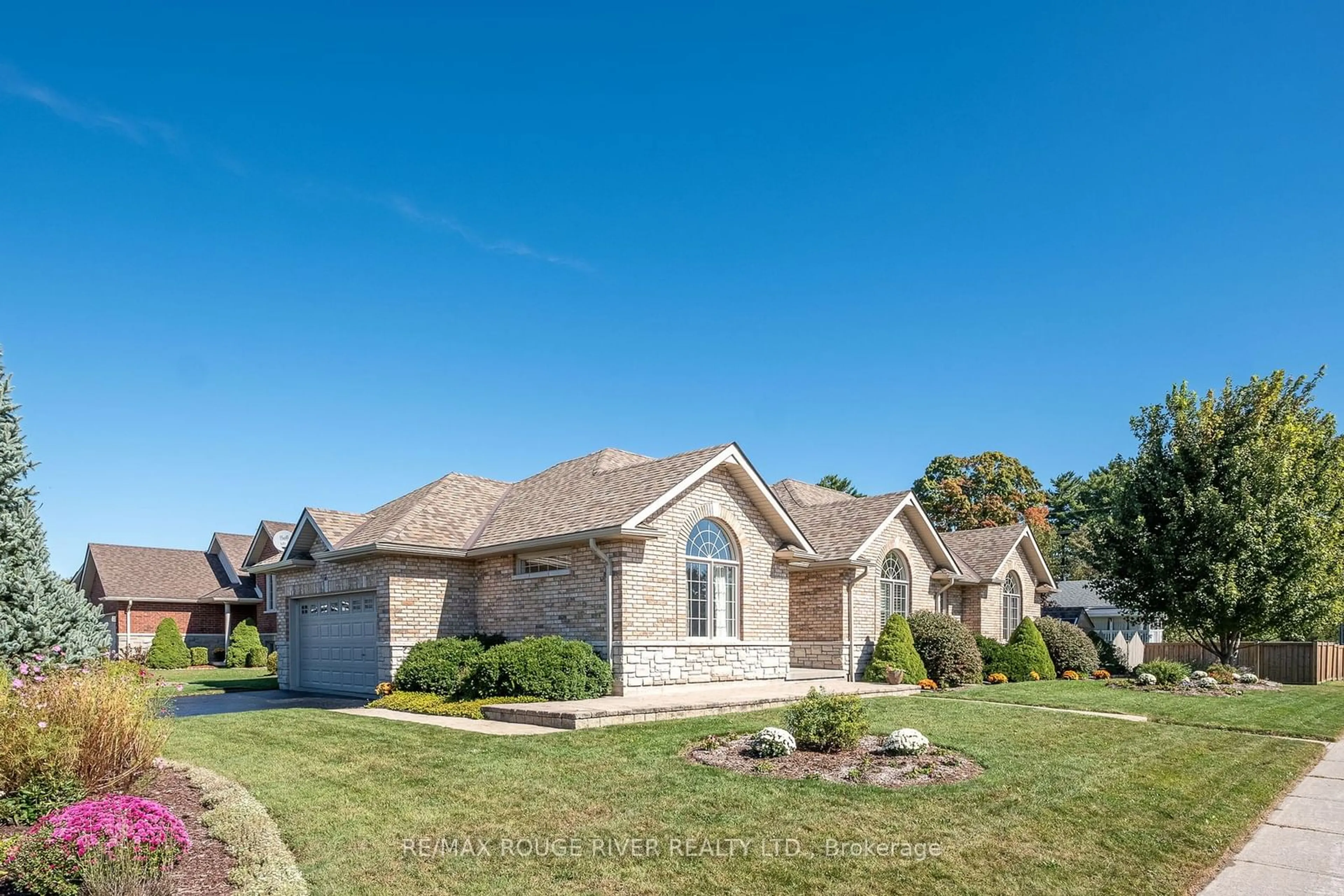 Frontside or backside of a home, the street view for 2 Beacon Dr, Brighton Ontario K0K 1H0