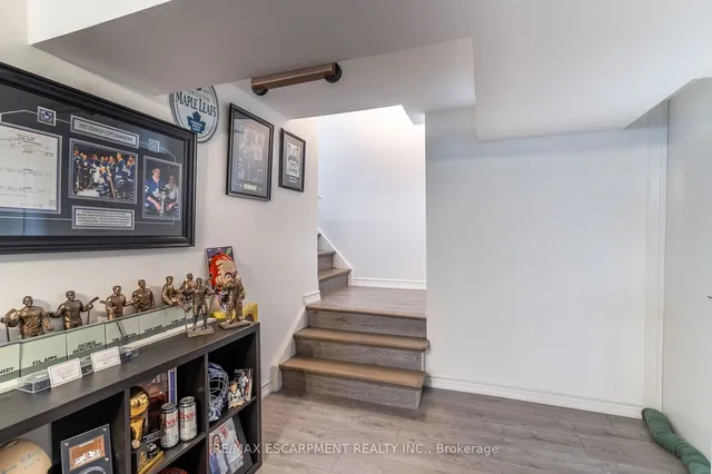Additional property image - 59 REGENT Ave