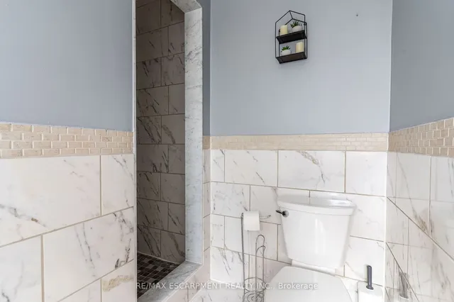 Additional property image - 59 REGENT Ave