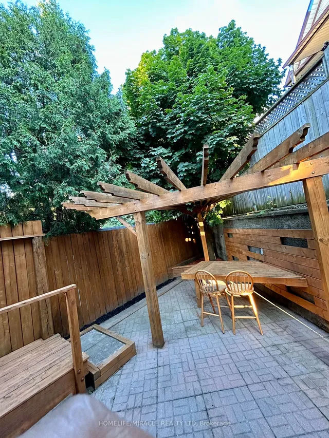 Additional property image - 11 Shanley St