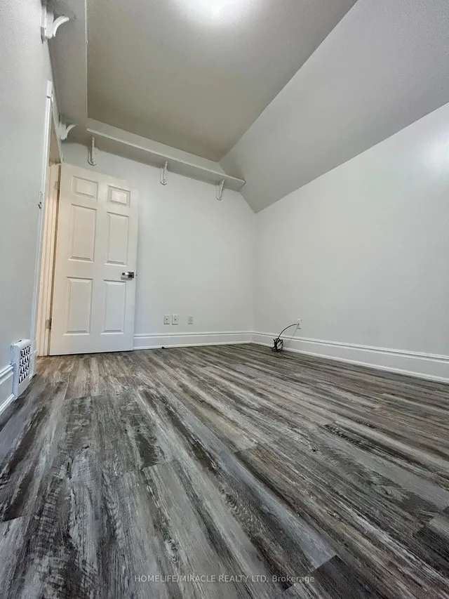 Additional property image - 11 Shanley St