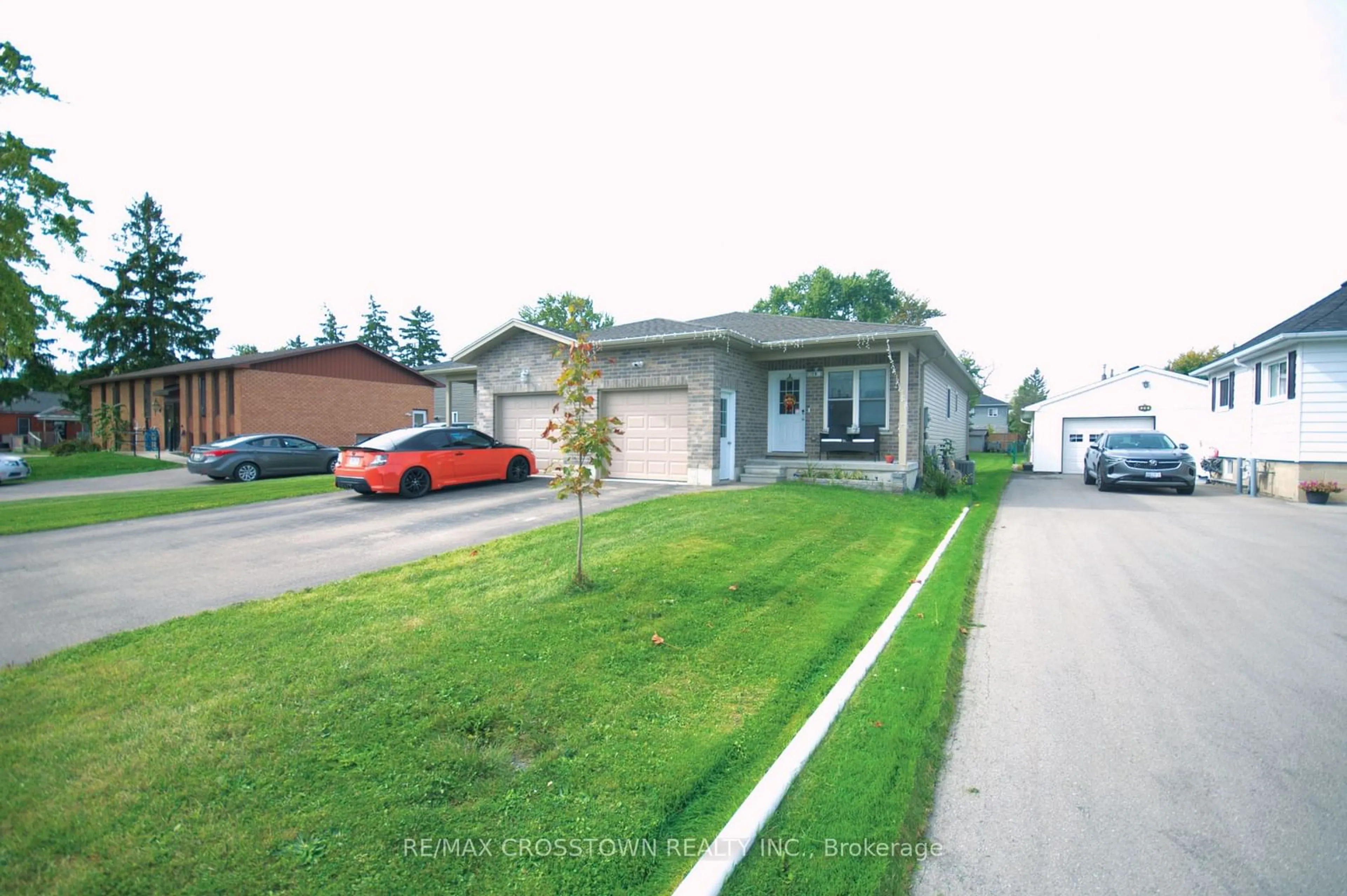 Frontside or backside of a home, the street view for 16 Ingersoll St, St. Marys Ontario N4X 1C8