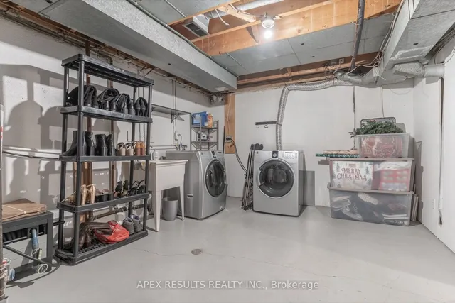 Additional property image - 23 Woodman Dr Unit 3