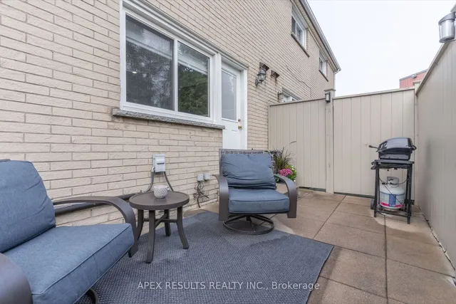 Additional property image - 23 Woodman Dr Unit 3