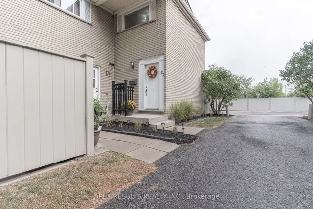 Additional property image - 23 Woodman Dr Unit 3