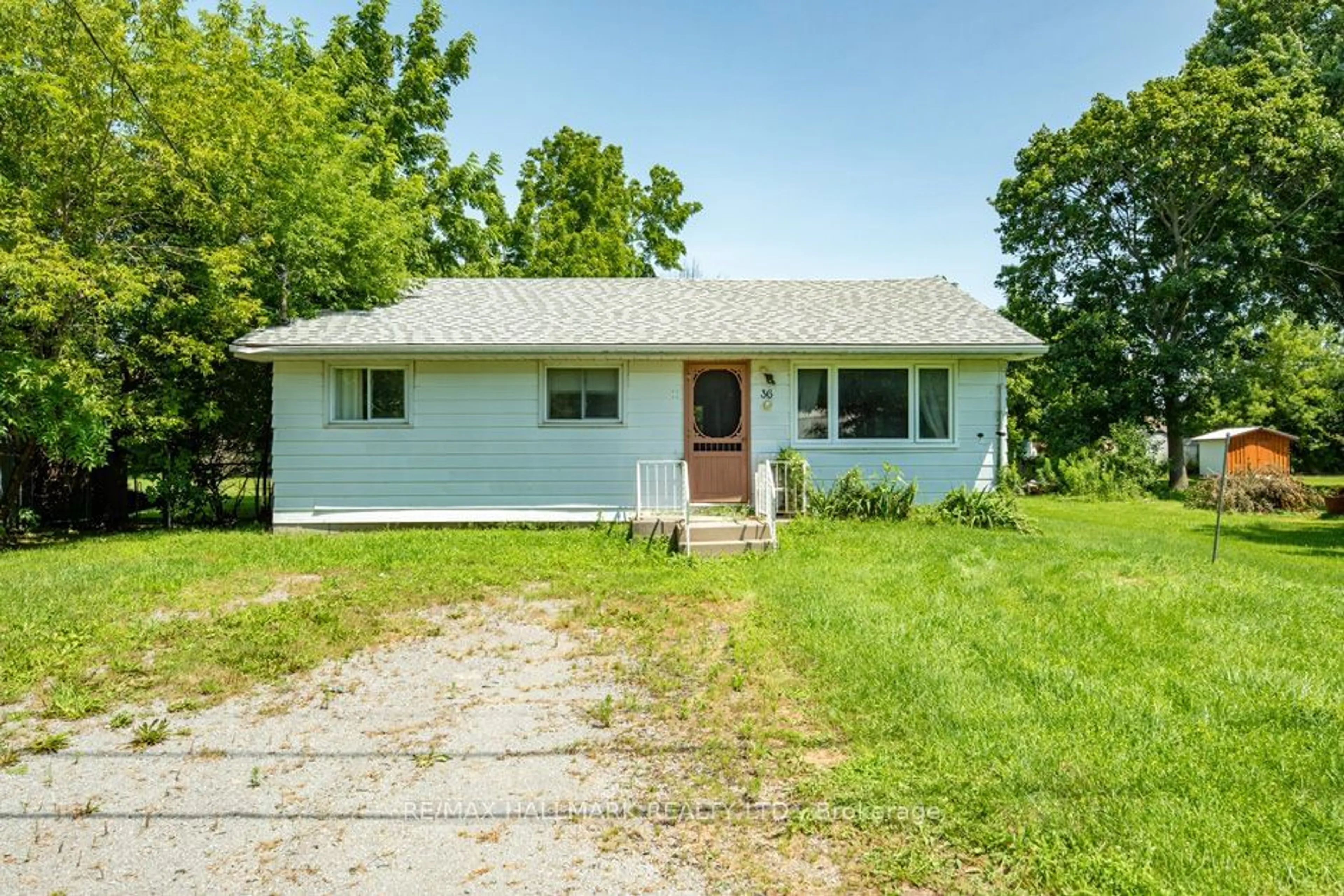 Frontside or backside of a home for 36 Squires St, Prince Edward County Ontario K0K 1T0