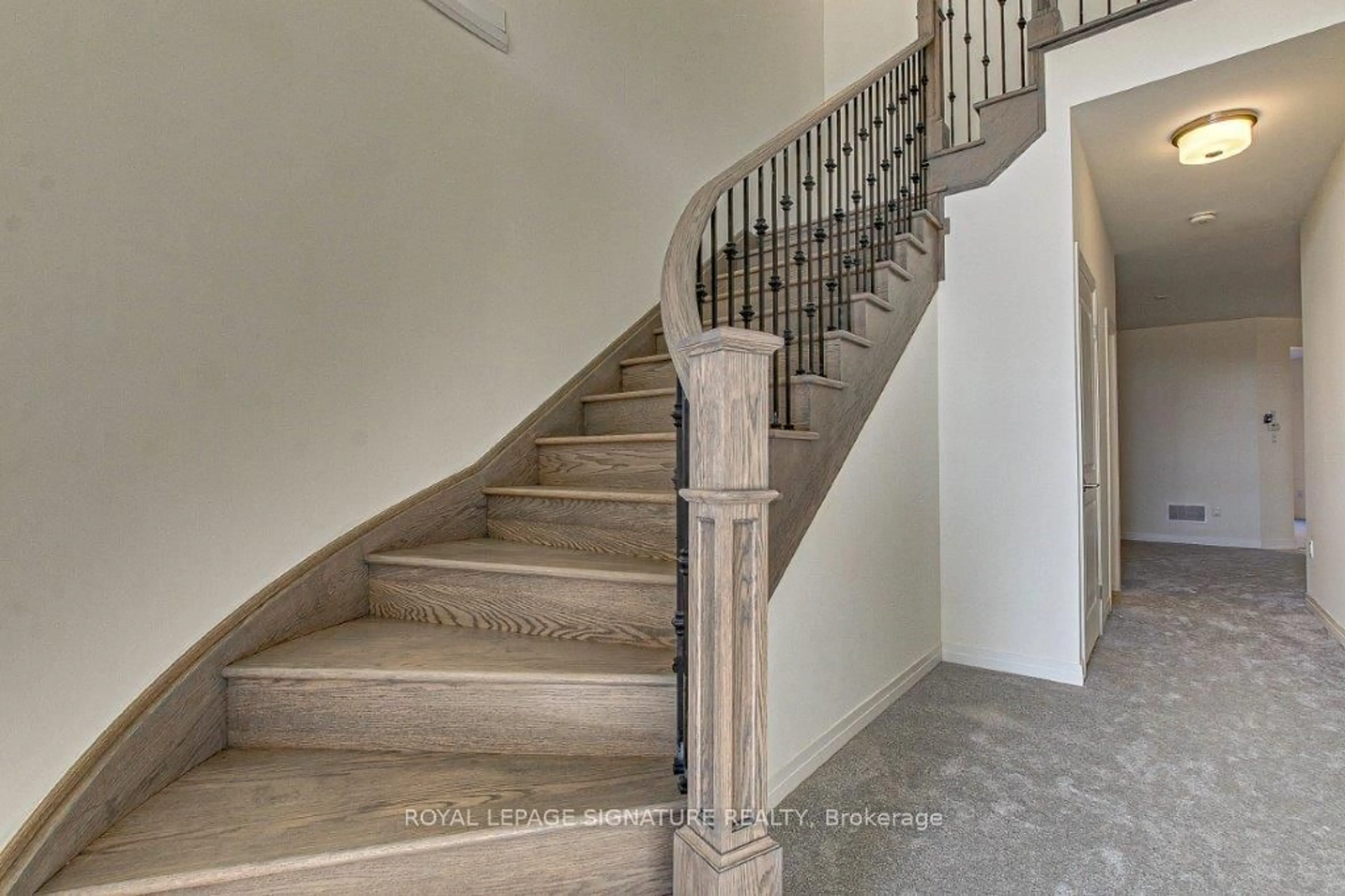 Stairs for 94 Stauffer Rd, Brant Ontario N3T 5L8