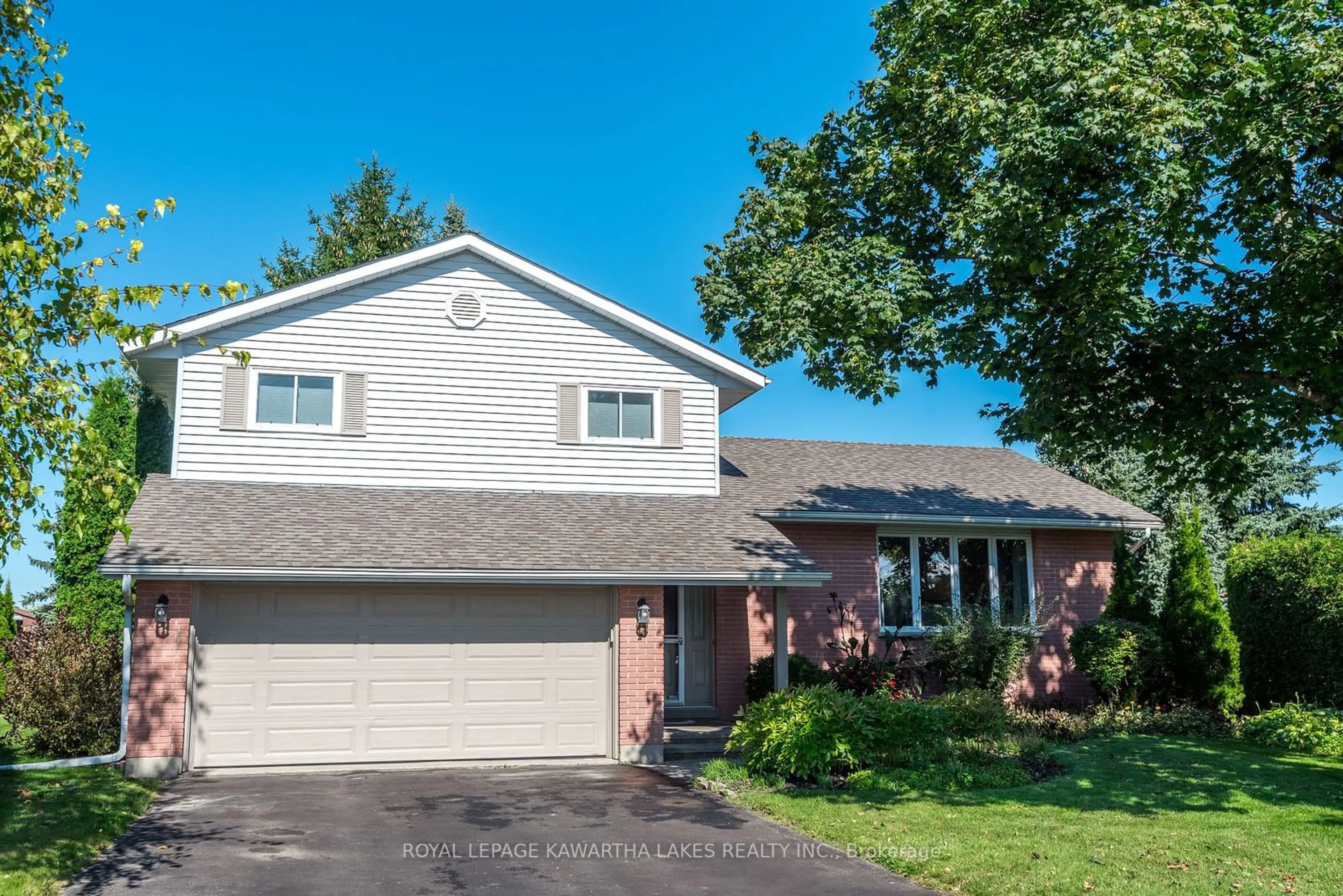 Frontside or backside of a home, cottage for 7 Staples Cres, Kawartha Lakes Ontario K9V 5S4