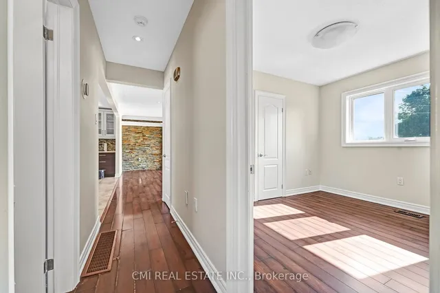 Additional property image - 301 Christina Ave