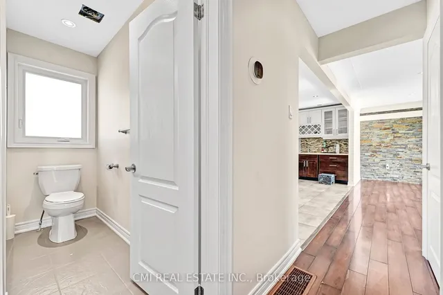 Additional property image - 301 Christina Ave