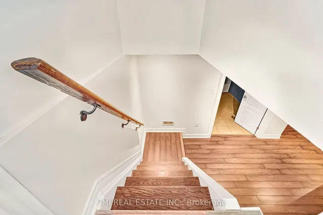 Additional property image - 301 Christina Ave
